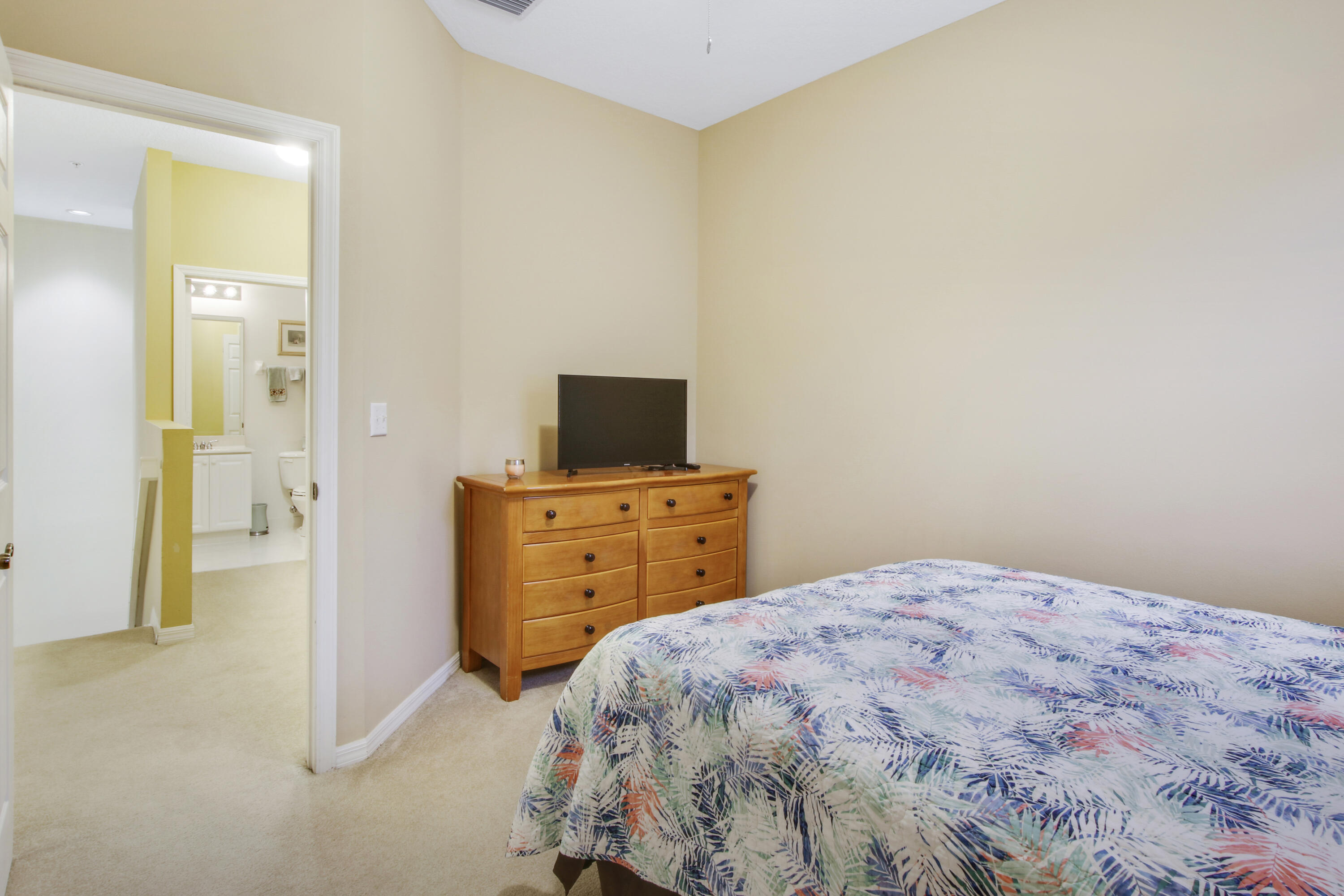 108 LIGHTHOUSE #B, Tequesta FL 33469