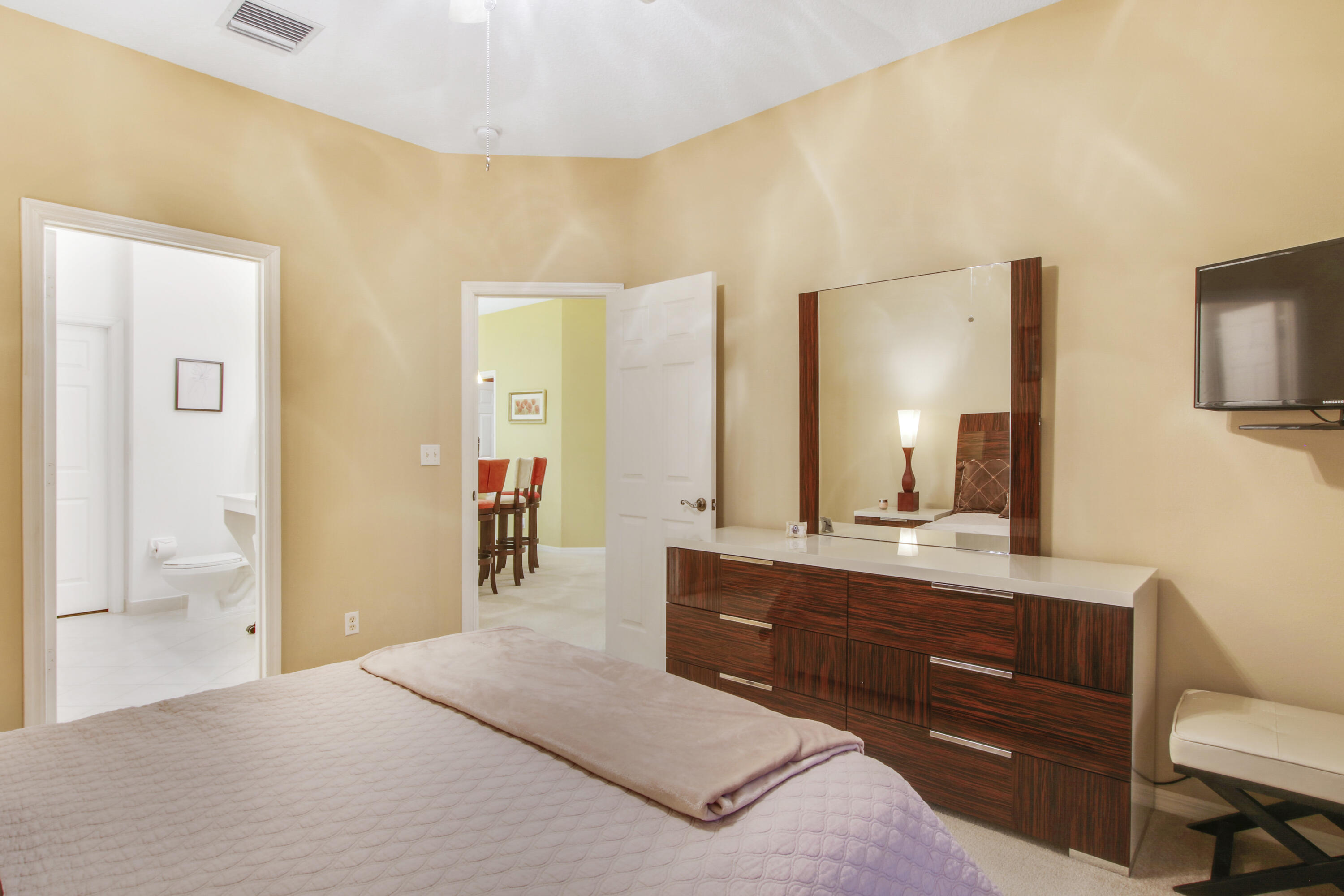 108 LIGHTHOUSE #B, Tequesta FL 33469