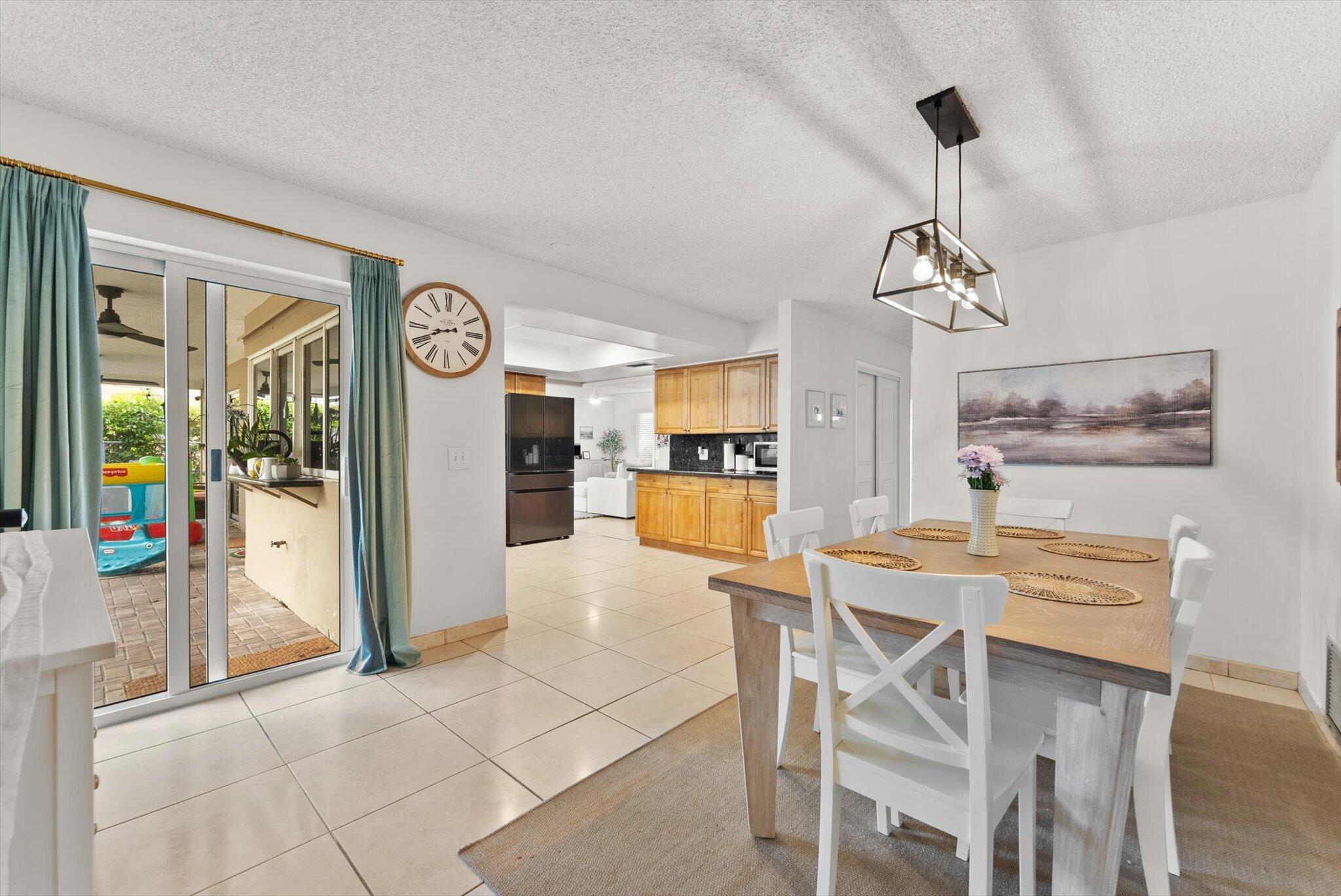 10661 NW 27TH, Sunrise FL 33322