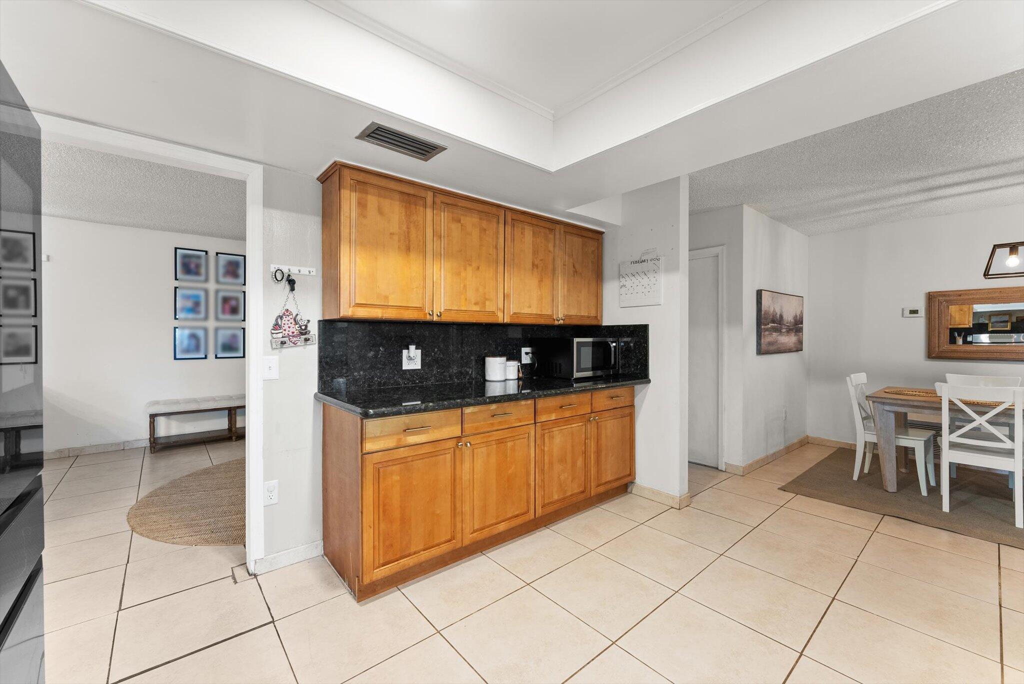 10661 NW 27TH, Sunrise FL 33322