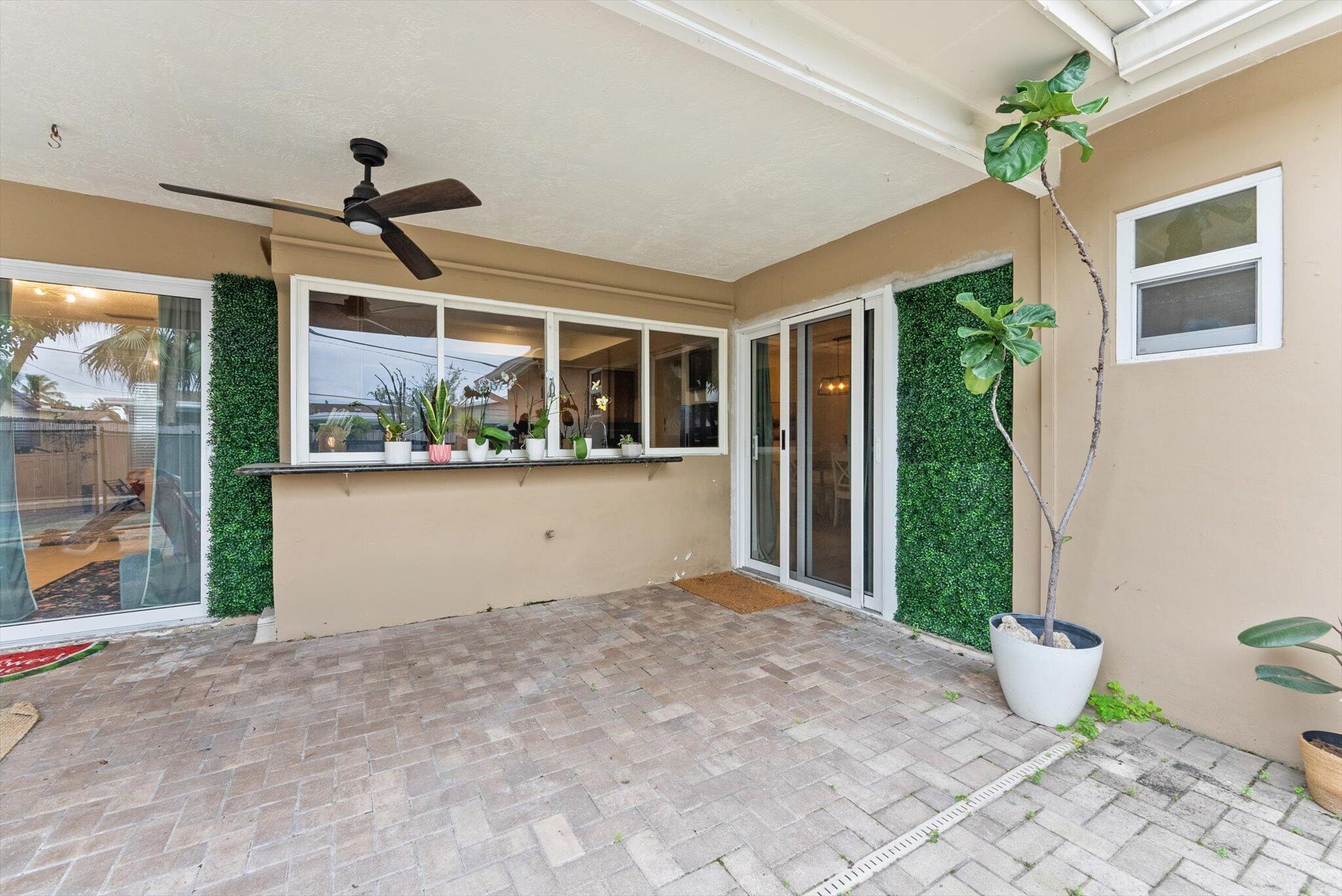 10661 NW 27TH, Sunrise FL 33322