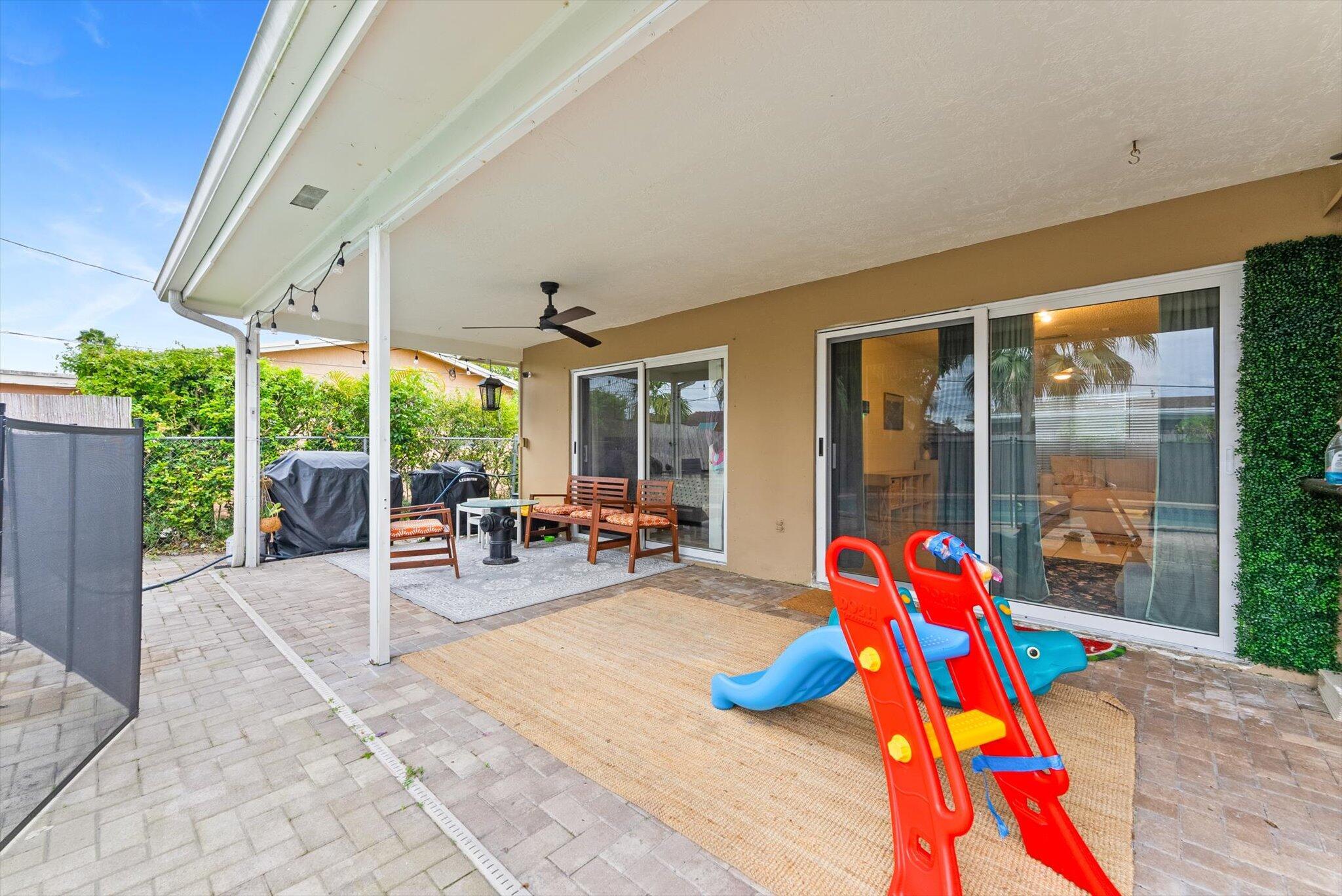 10661 NW 27TH, Sunrise FL 33322