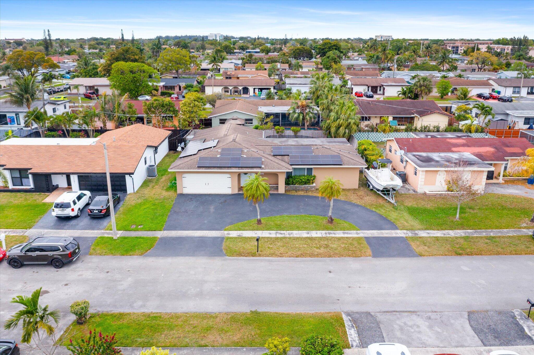 10661 NW 27TH, Sunrise FL 33322