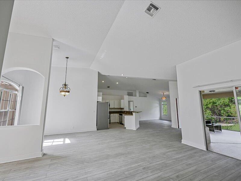 8671 155th, Palm Beach Gardens FL 33418