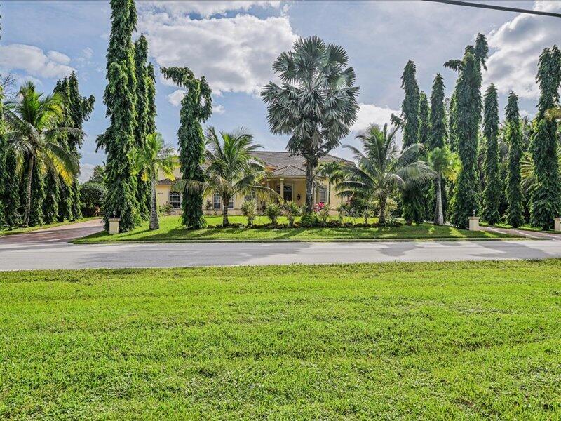 8671 155th, Palm Beach Gardens FL 33418
