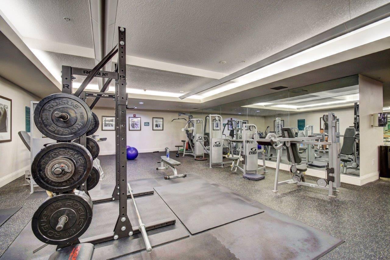 610 Clematis #700, West Palm Beach FL 33401
