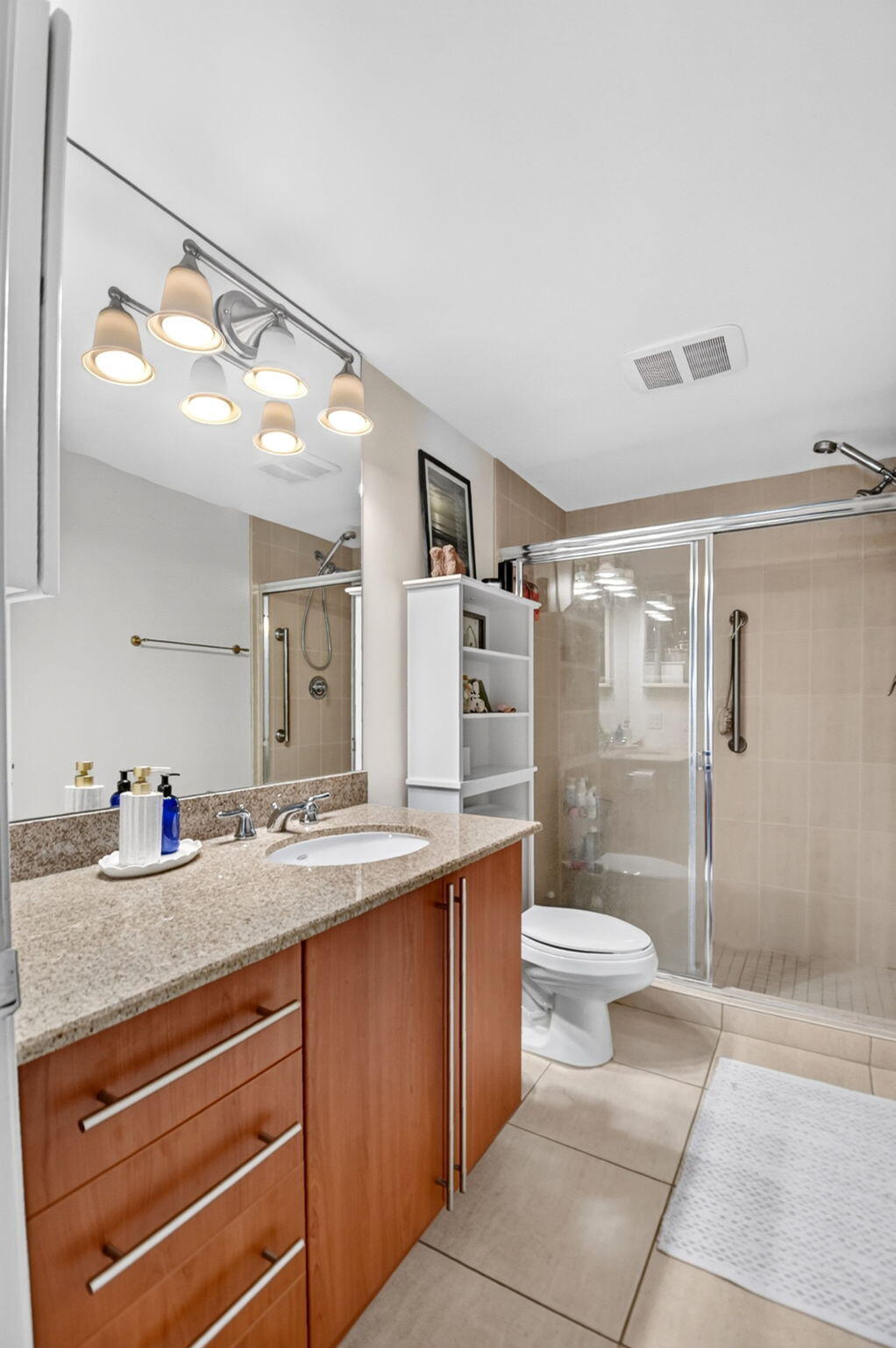610 Clematis #700, West Palm Beach FL 33401