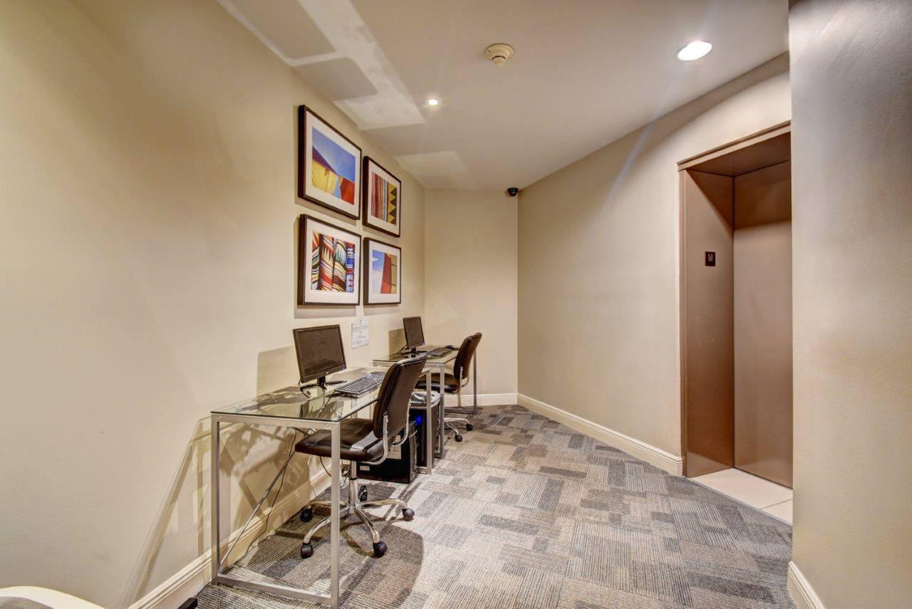 610 Clematis #700, West Palm Beach FL 33401