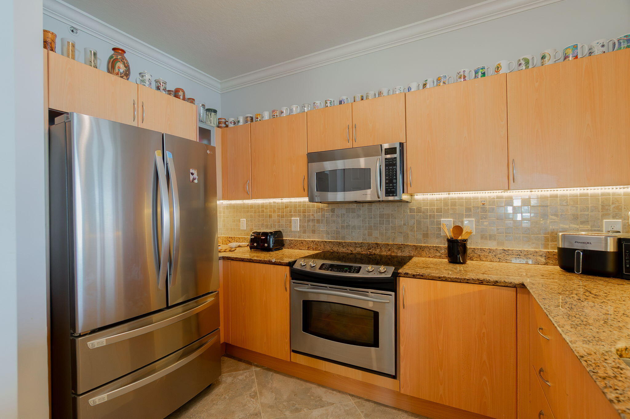 806 E Windward #524, Lantana FL 33462