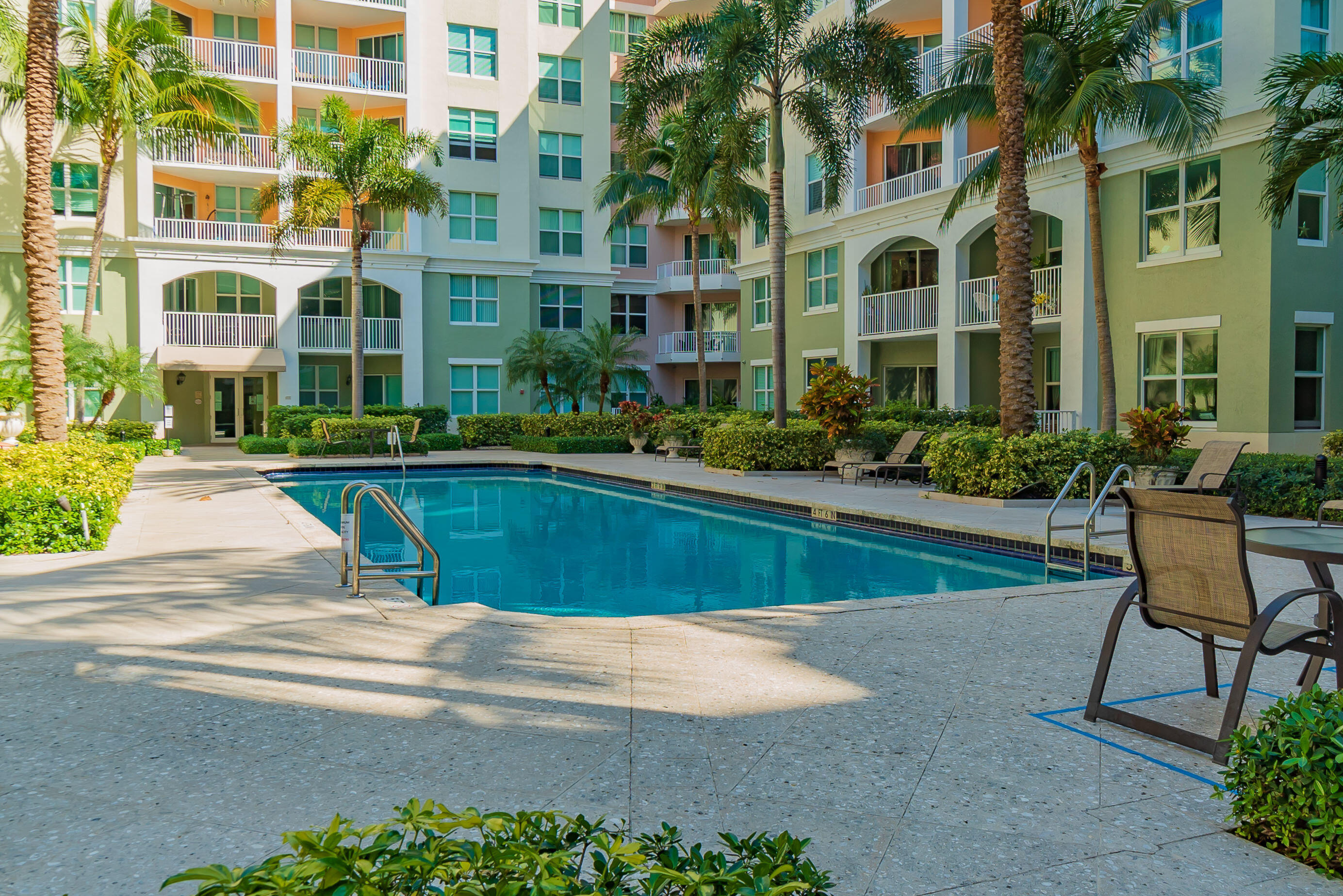806 E Windward #524, Lantana FL 33462