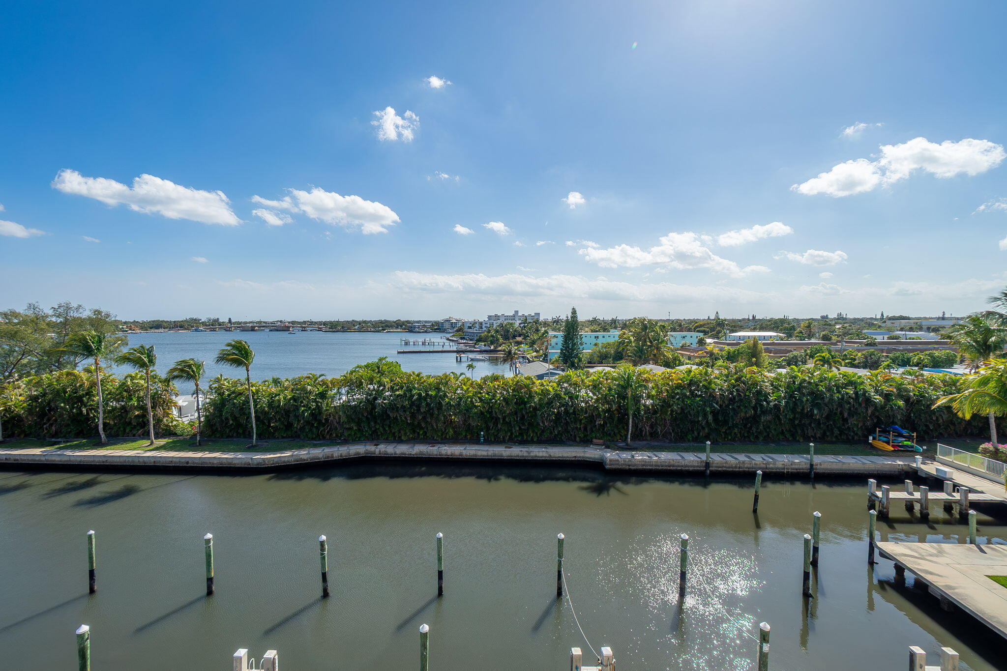 806 E Windward #524, Lantana FL 33462
