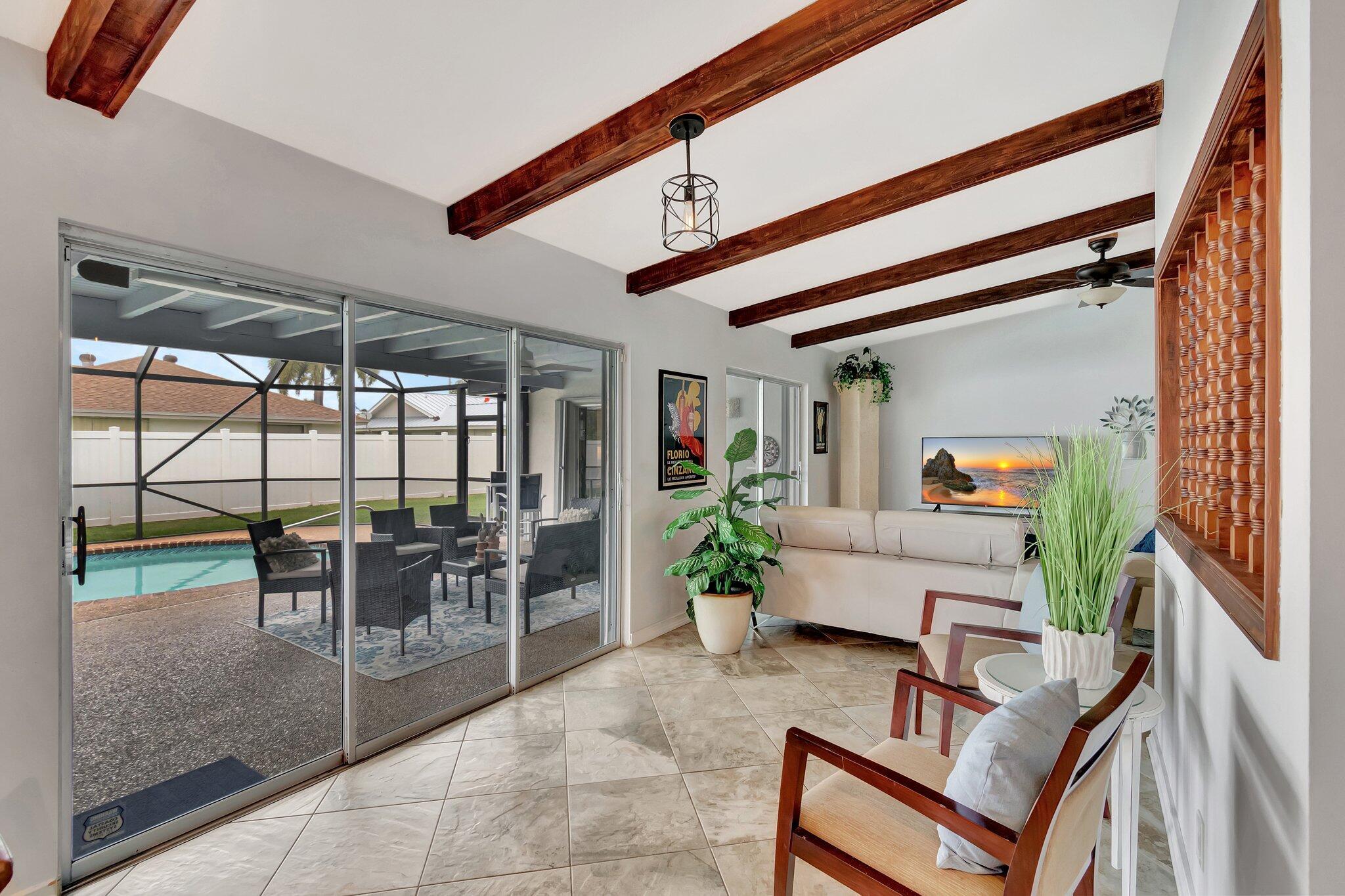 577 SW 24th, Boynton Beach FL 33435