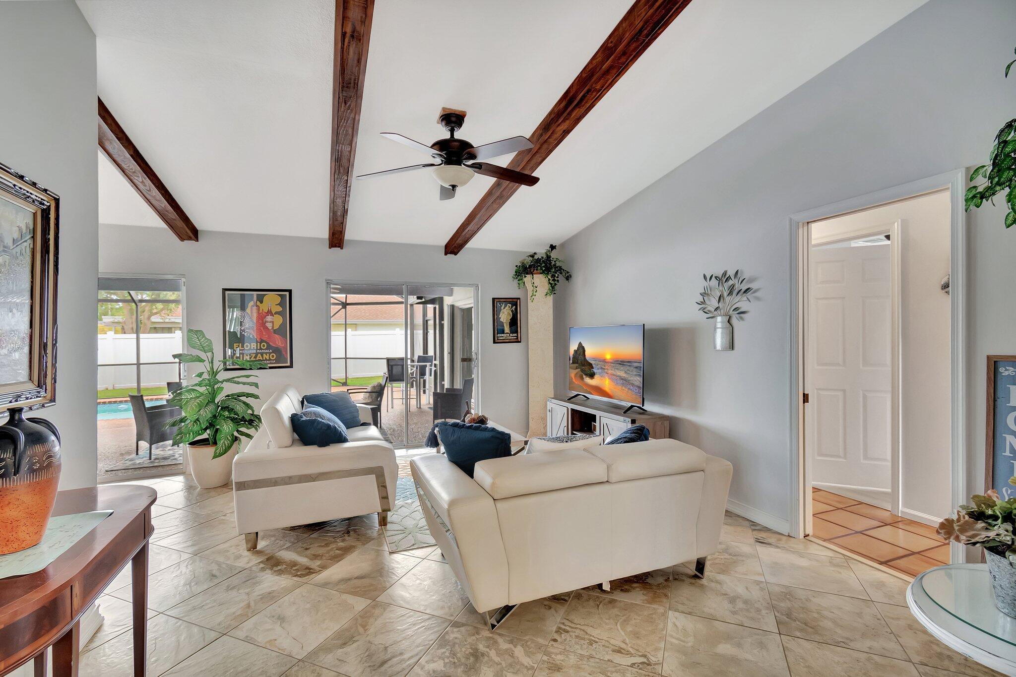 577 SW 24th, Boynton Beach FL 33435