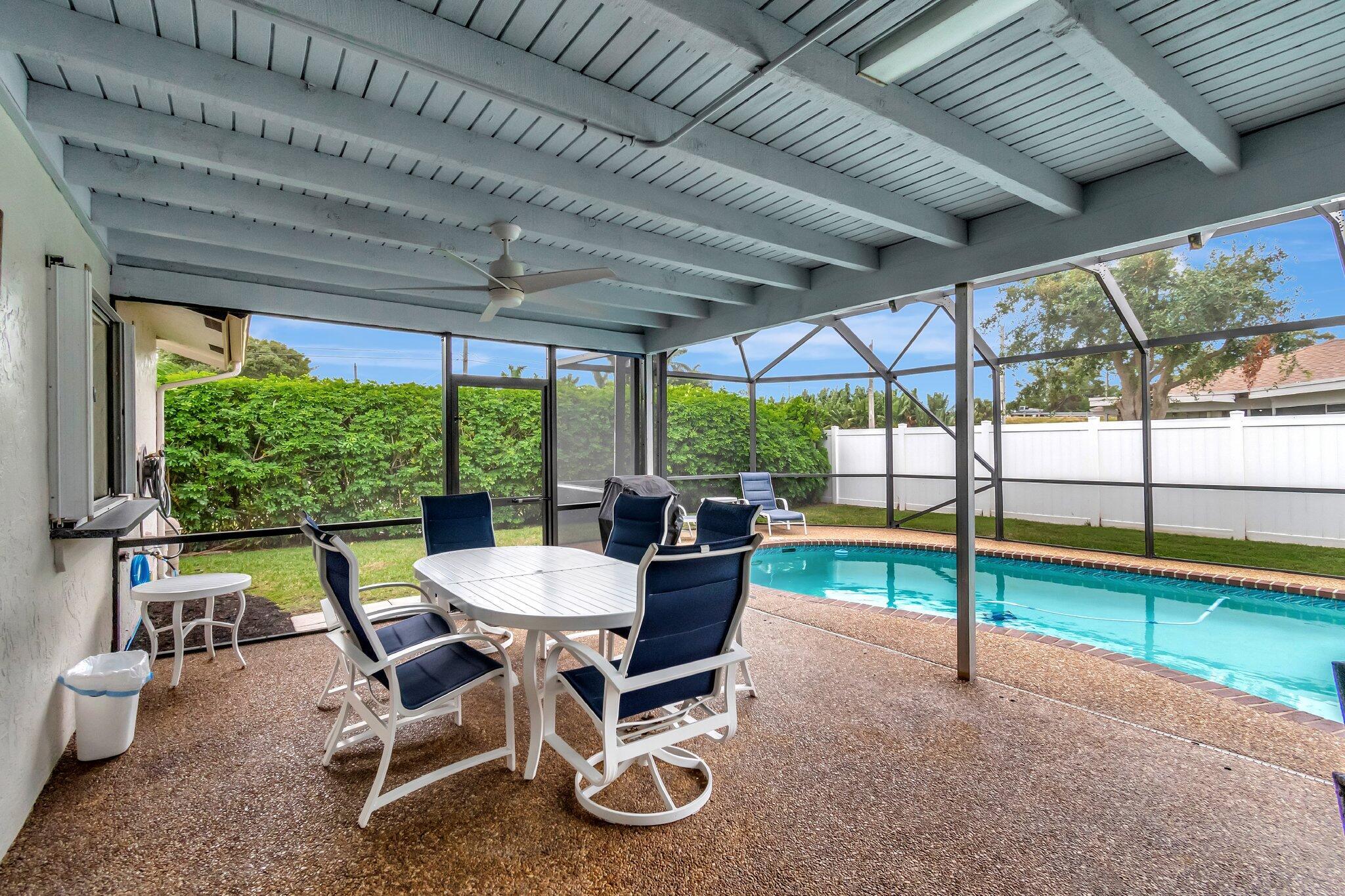 577 SW 24th, Boynton Beach FL 33435