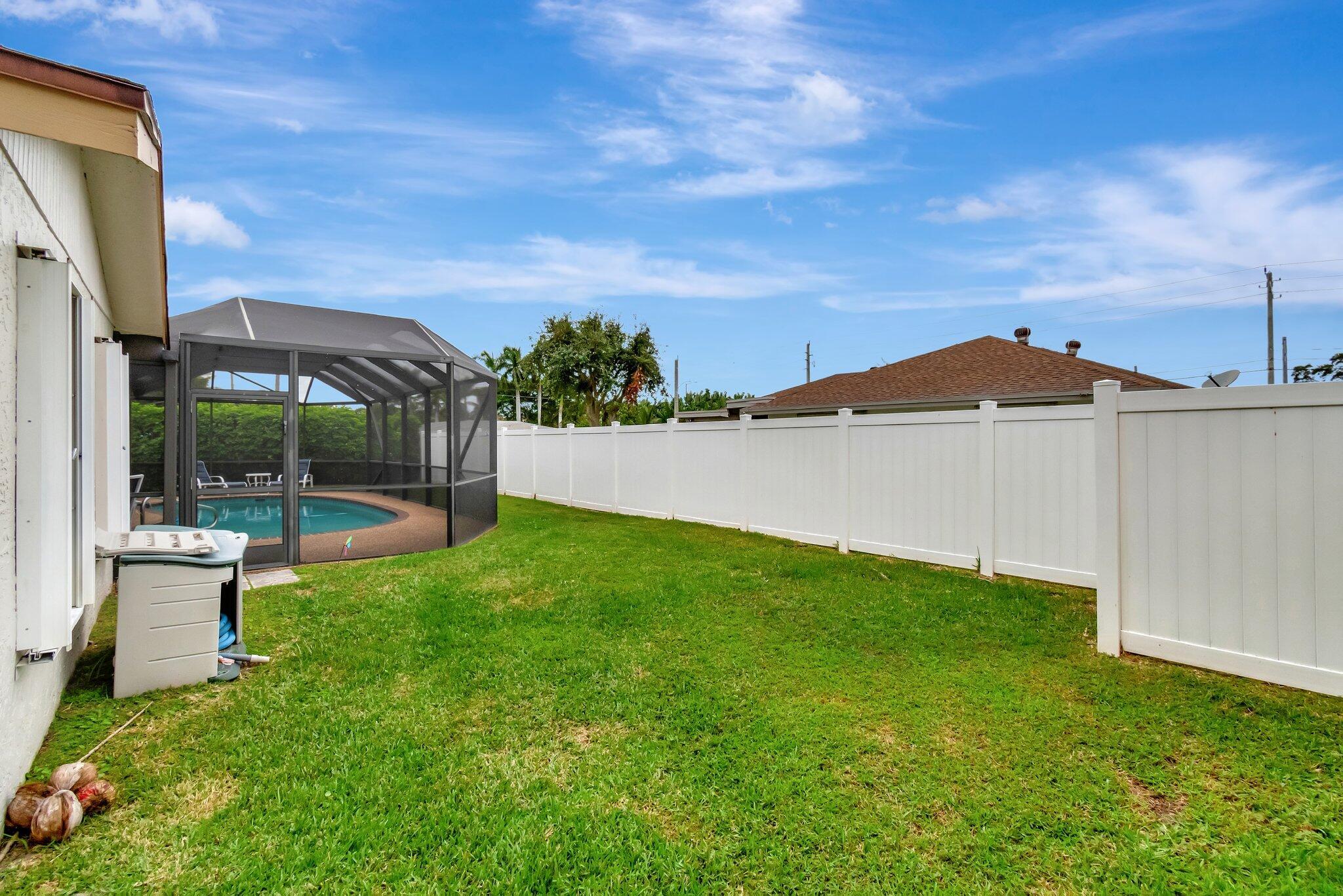 577 SW 24th, Boynton Beach FL 33435