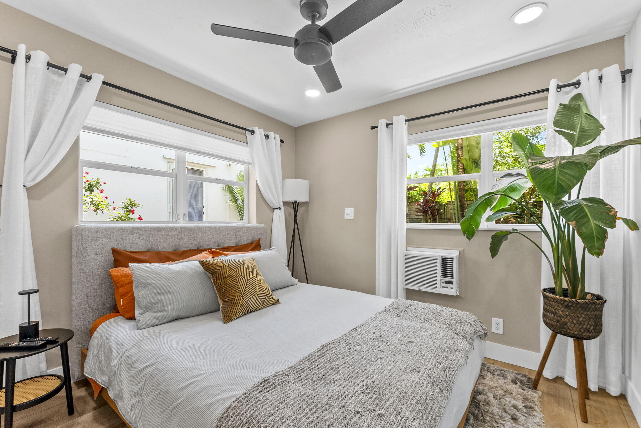 1627 NE 17TH, Fort Lauderdale FL 33305