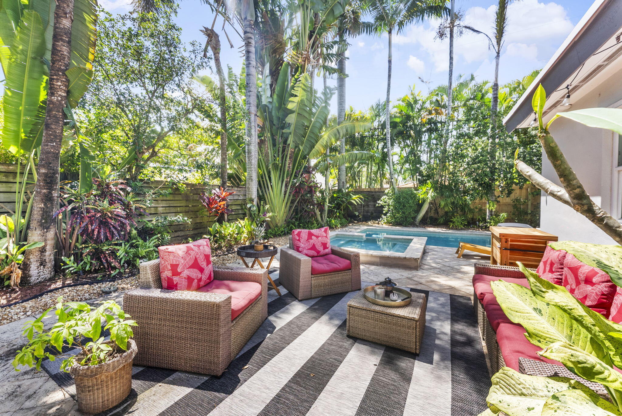 1627 NE 17TH, Fort Lauderdale FL 33305