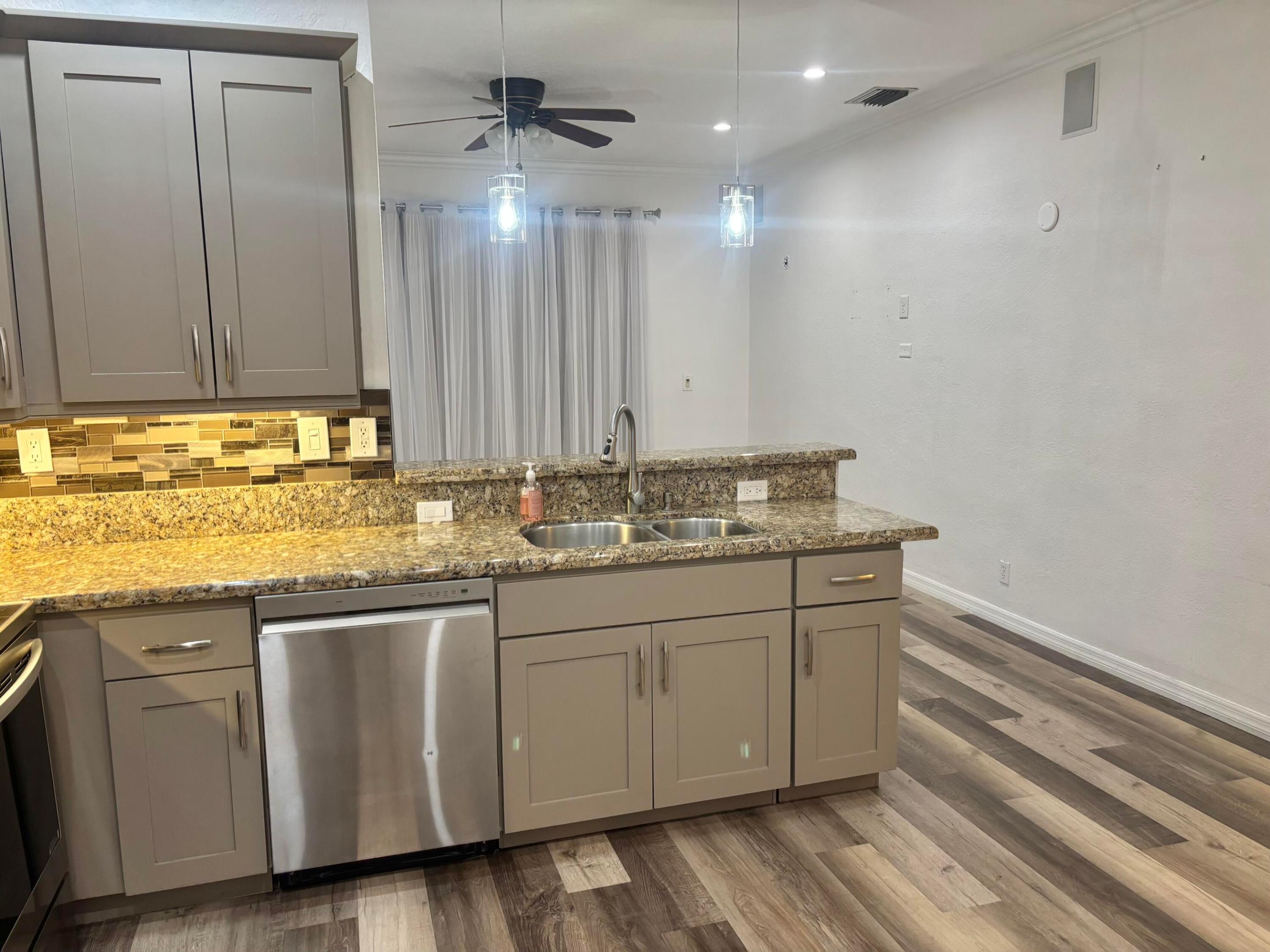 5207 Eagle Cay, Coconut Creek FL 33073