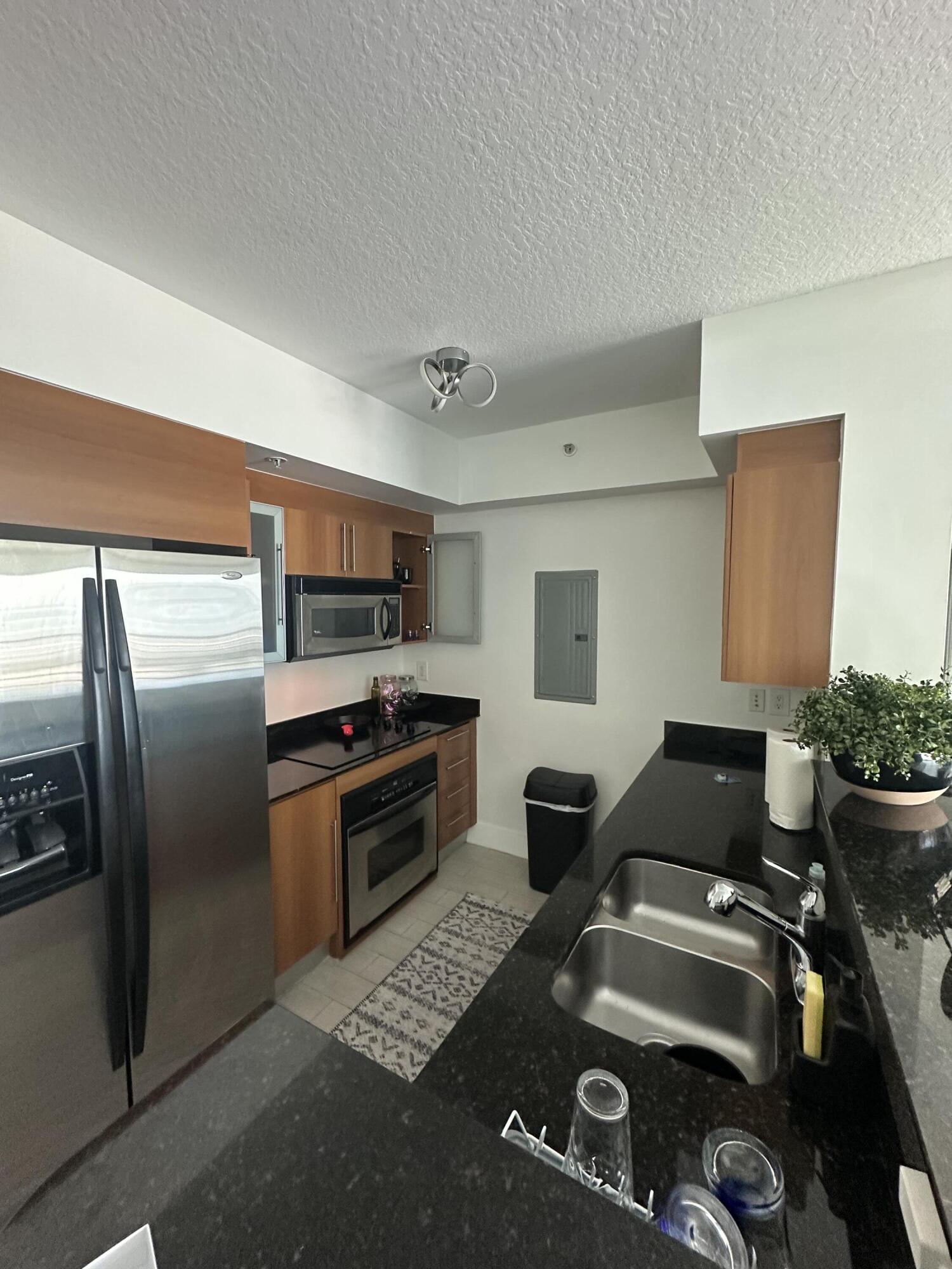 325 S Biscayne #2617, Miami FL 33131