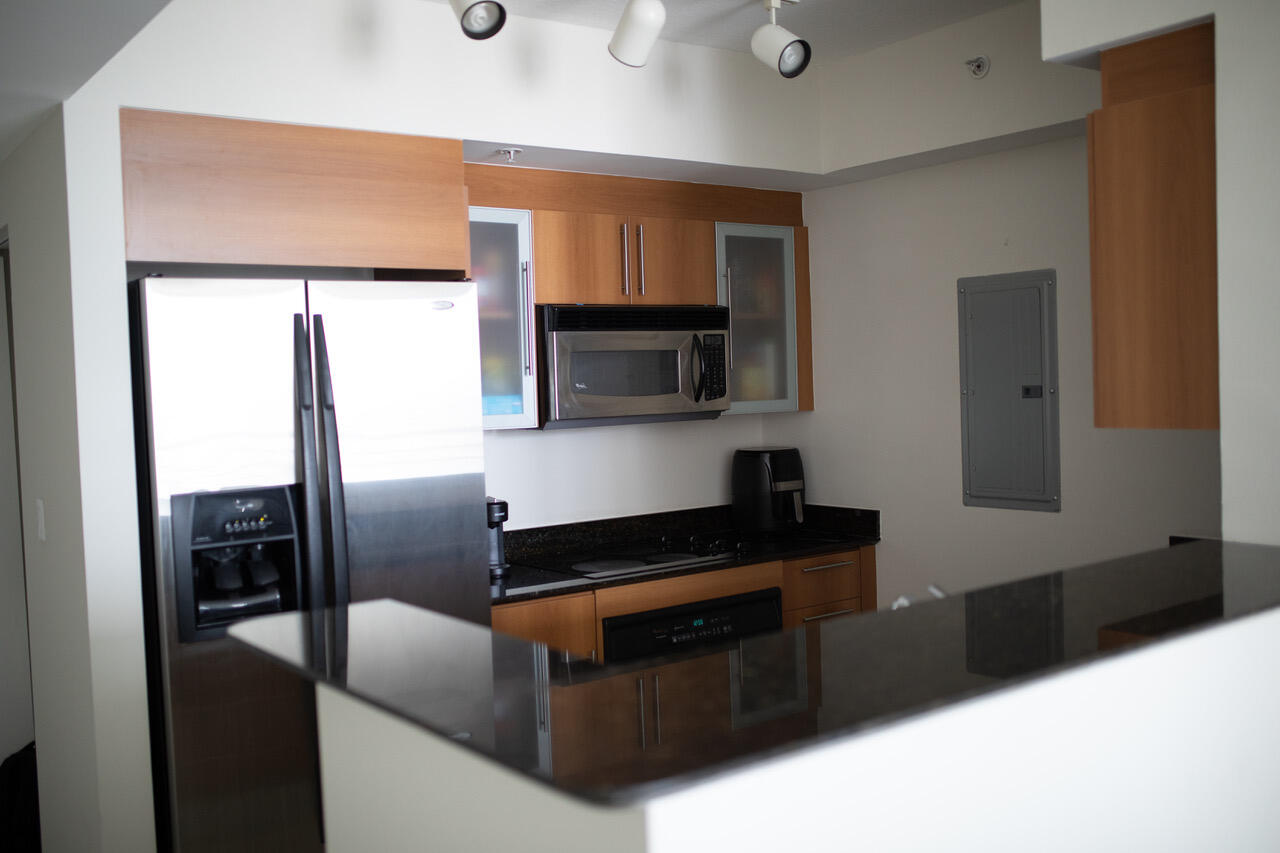 325 S Biscayne #2617, Miami FL 33131