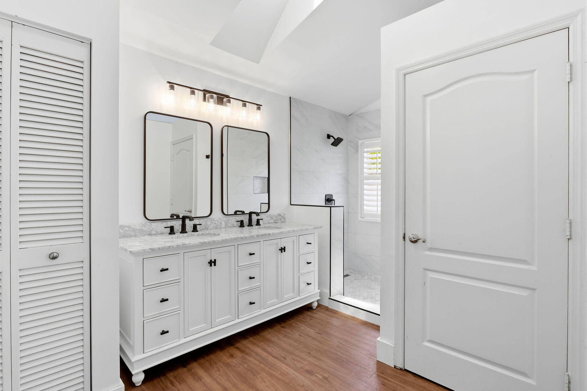 944 Dickens, West Palm Beach FL 33411