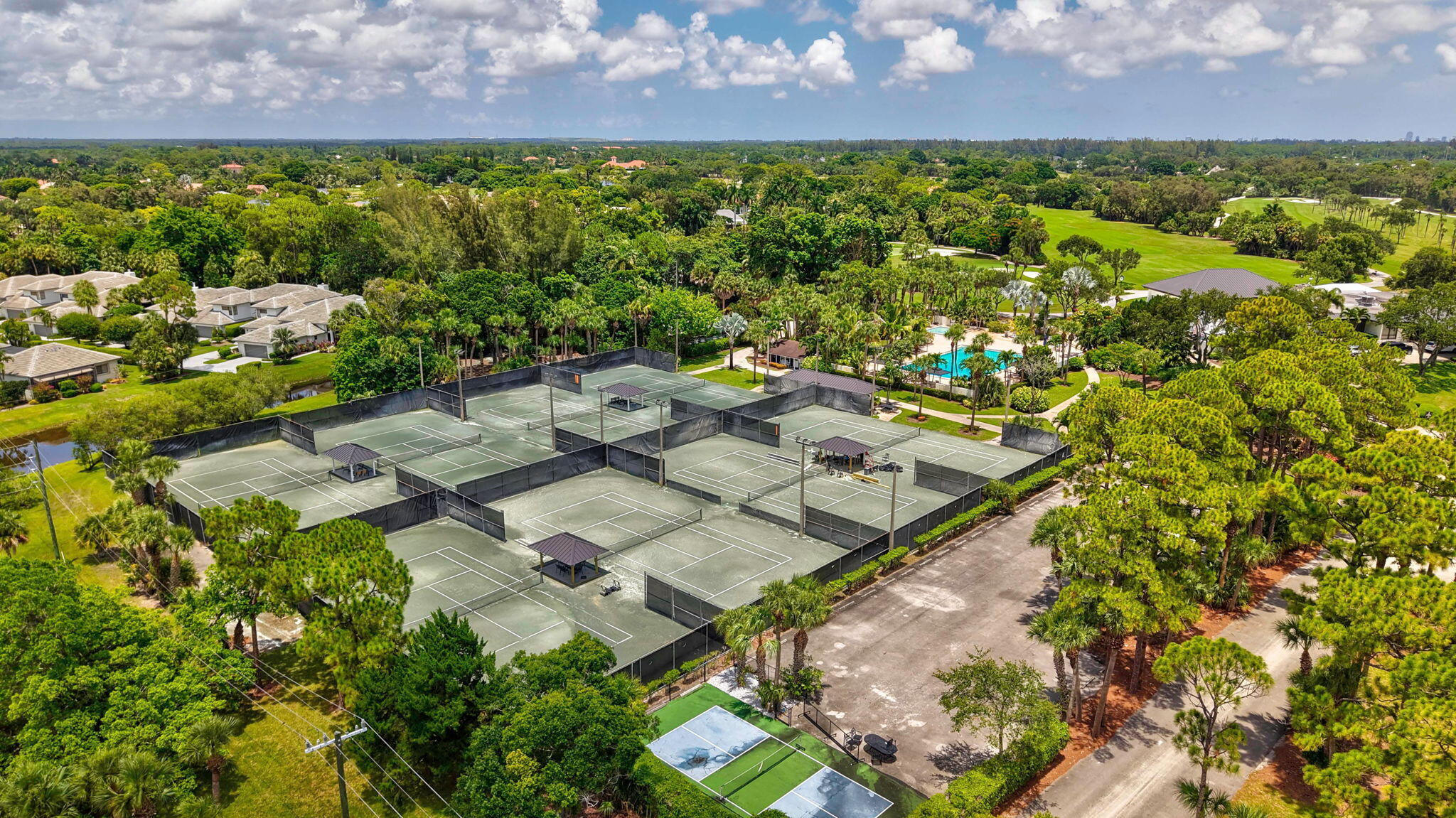 944 Dickens, West Palm Beach FL 33411