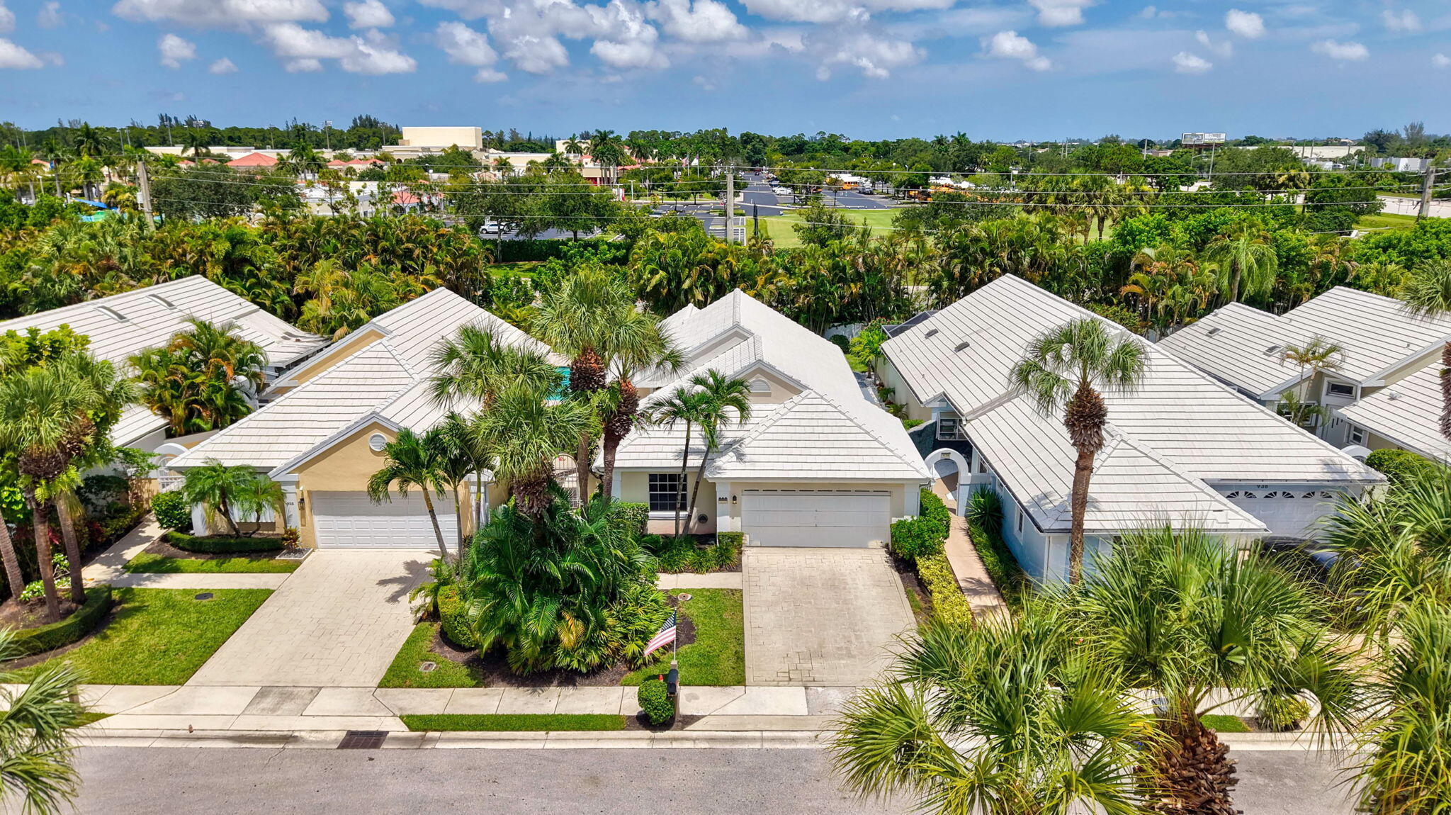 944 Dickens, West Palm Beach FL 33411