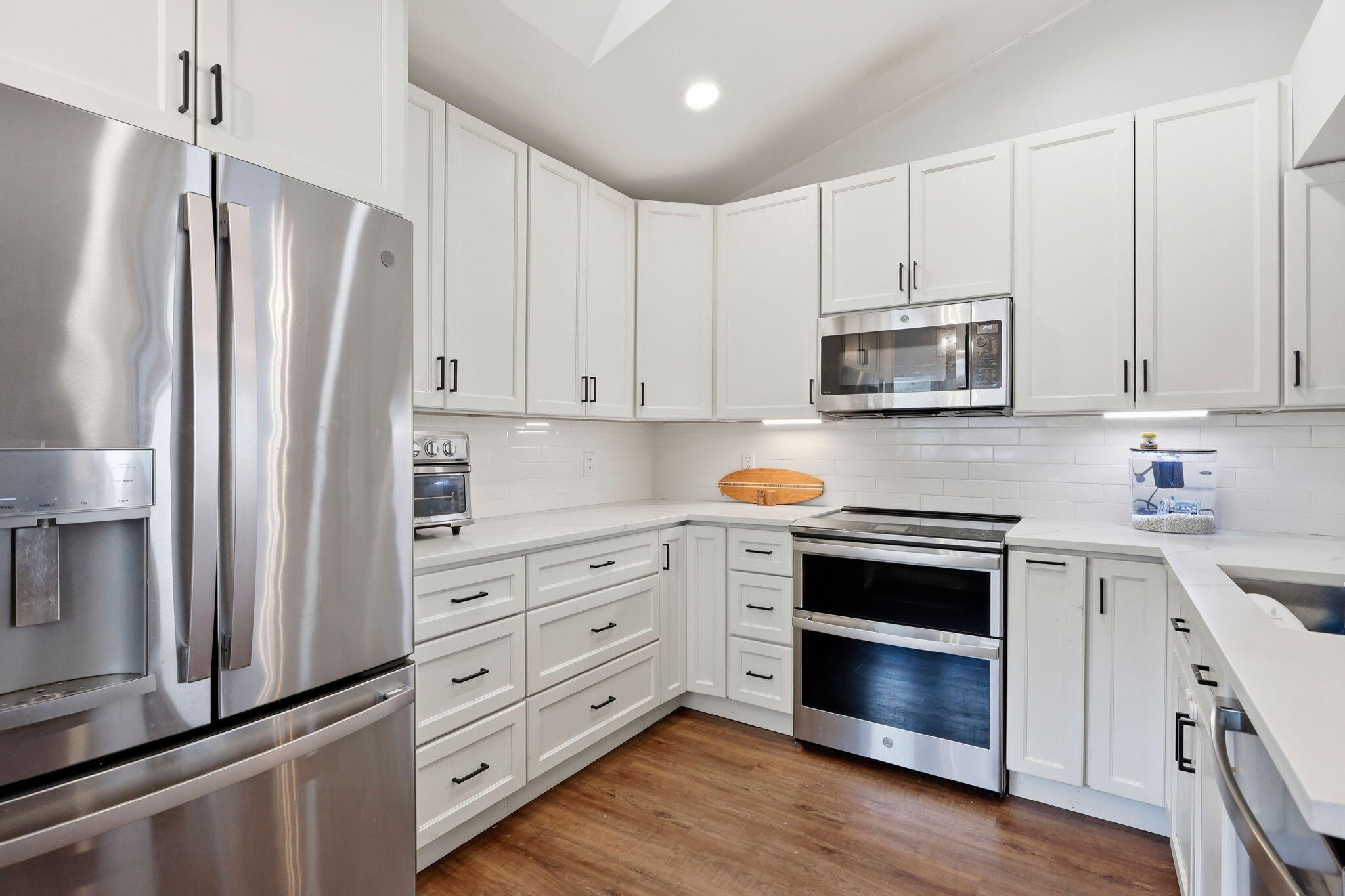 944 Dickens, West Palm Beach FL 33411
