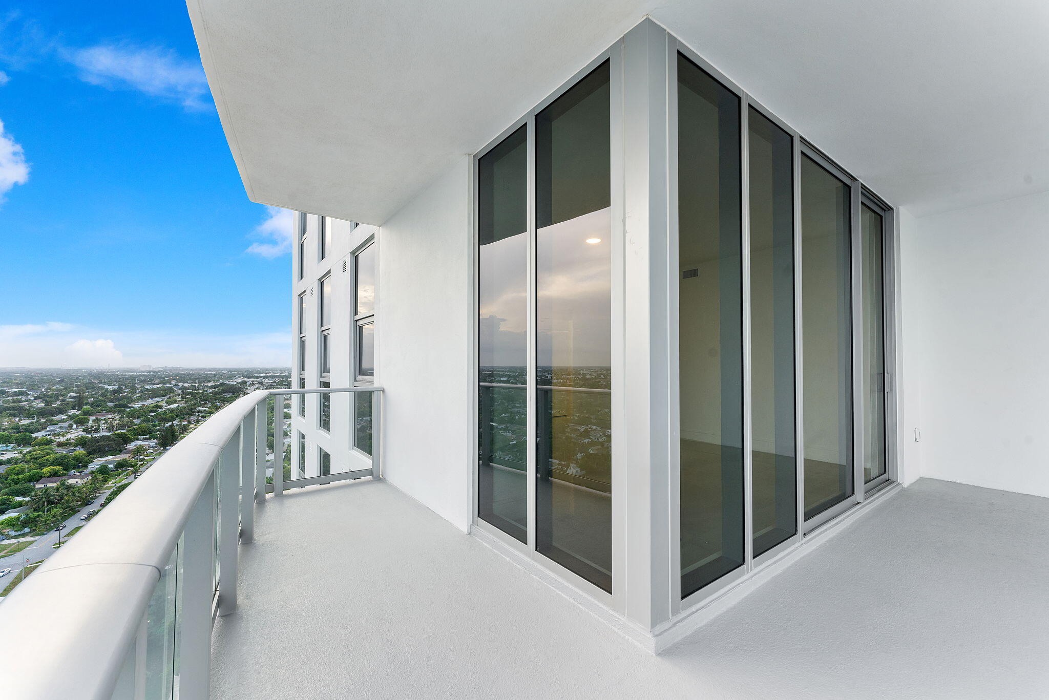 220 Lake Shore #2223, Lake Park FL 33403