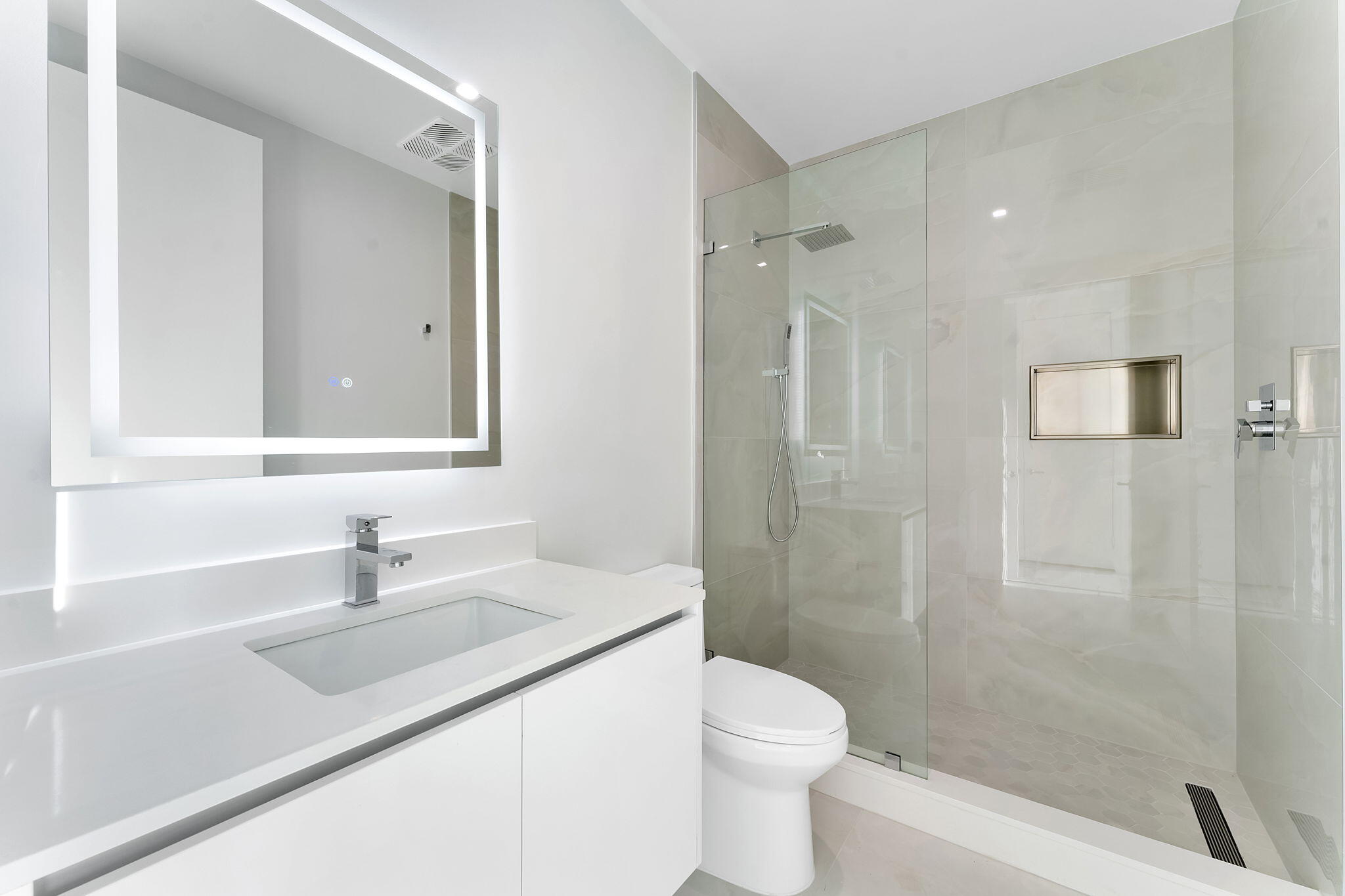 220 Lake Shore #2223, Lake Park FL 33403