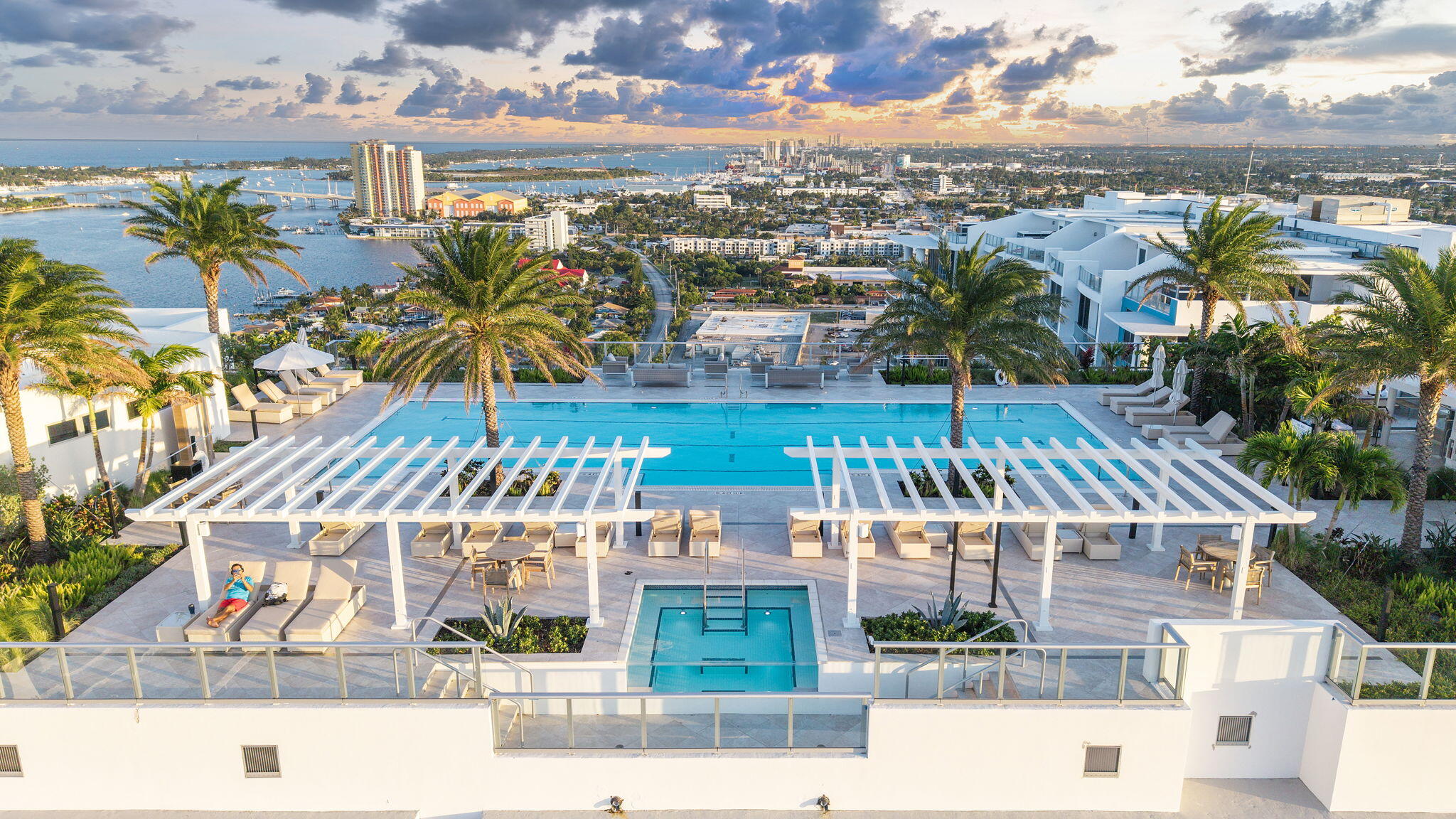 220 Lake Shore #2223, Lake Park FL 33403