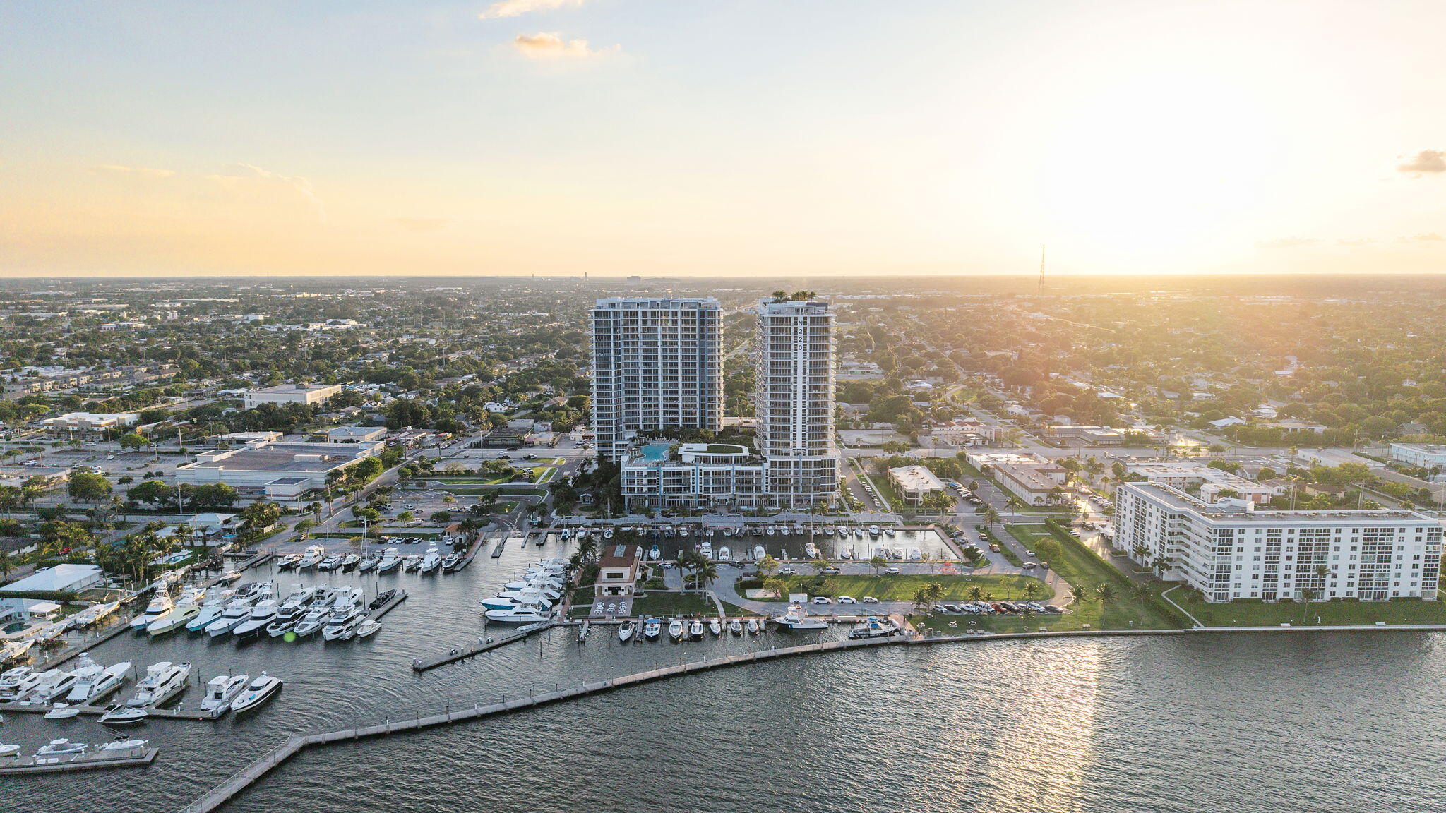 220 Lake Shore #2223, Lake Park FL 33403