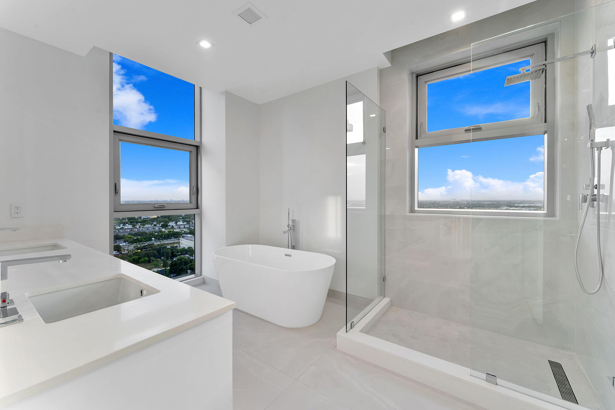220 Lake Shore #2223, Lake Park FL 33403
