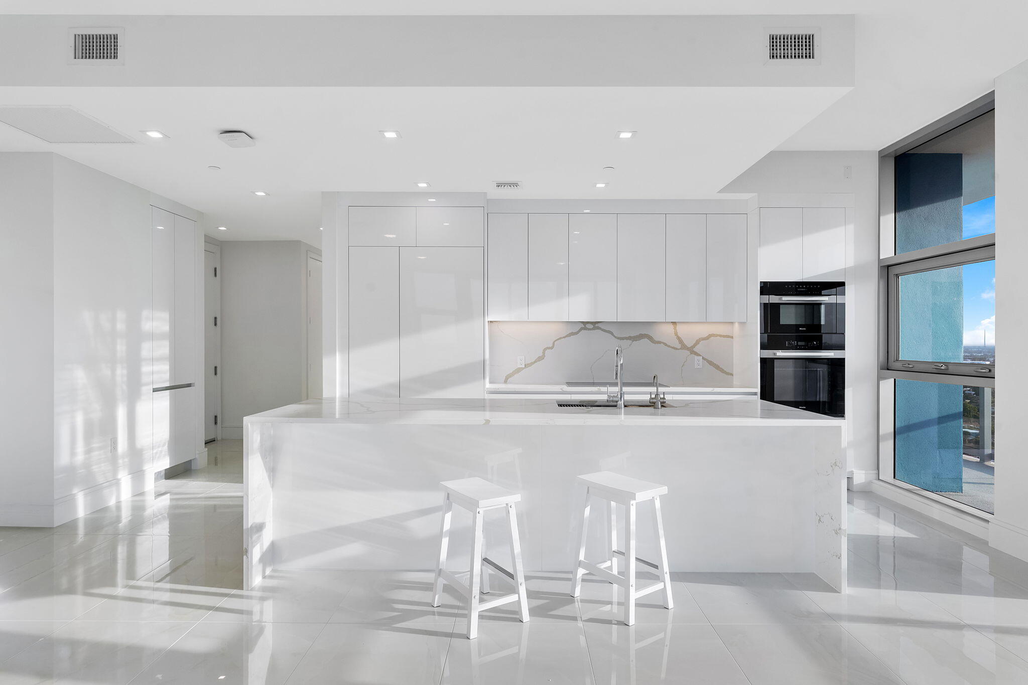 220 Lake Shore #2223, Lake Park FL 33403