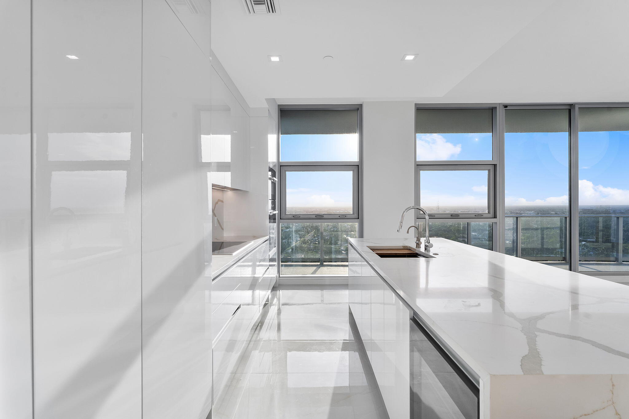 220 Lake Shore #2223, Lake Park FL 33403