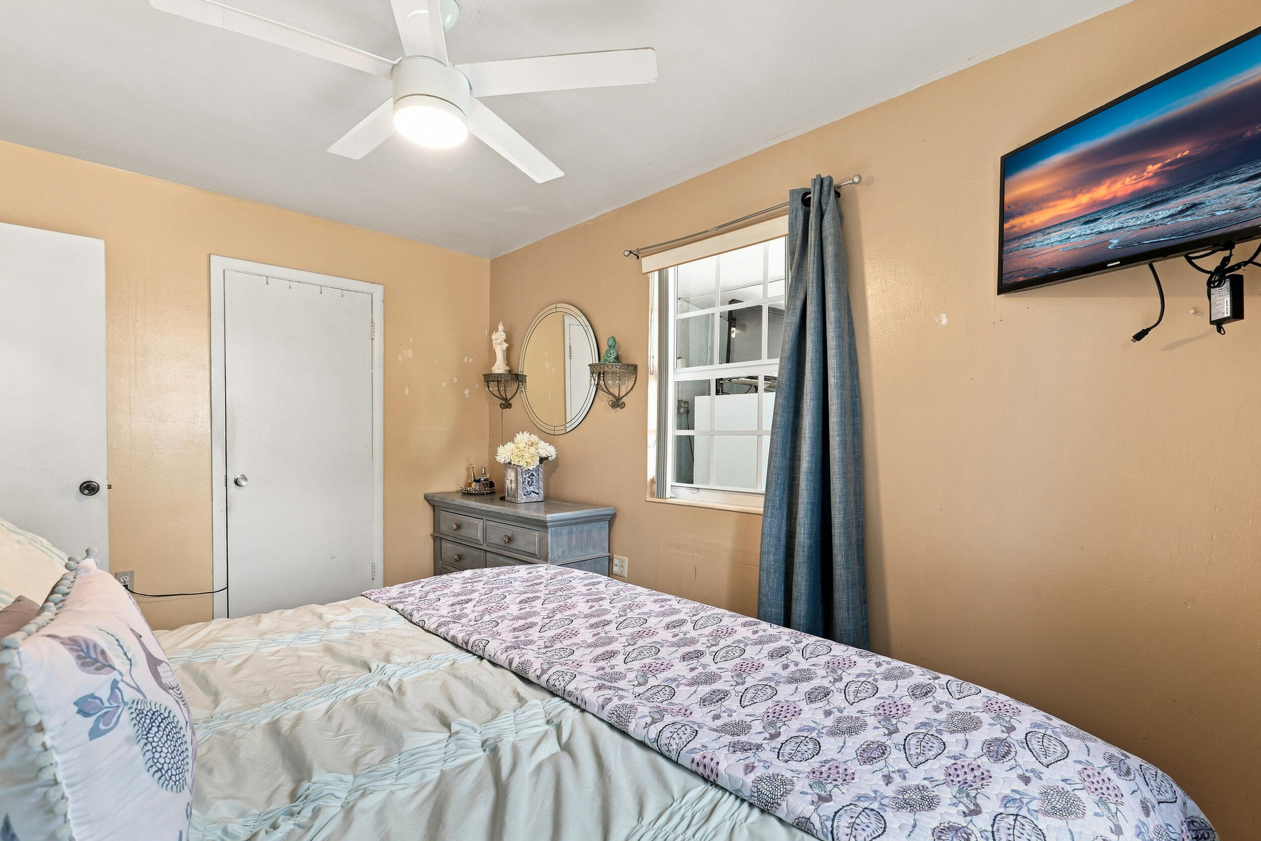 3239 DOLAN, Palm Springs FL 33406