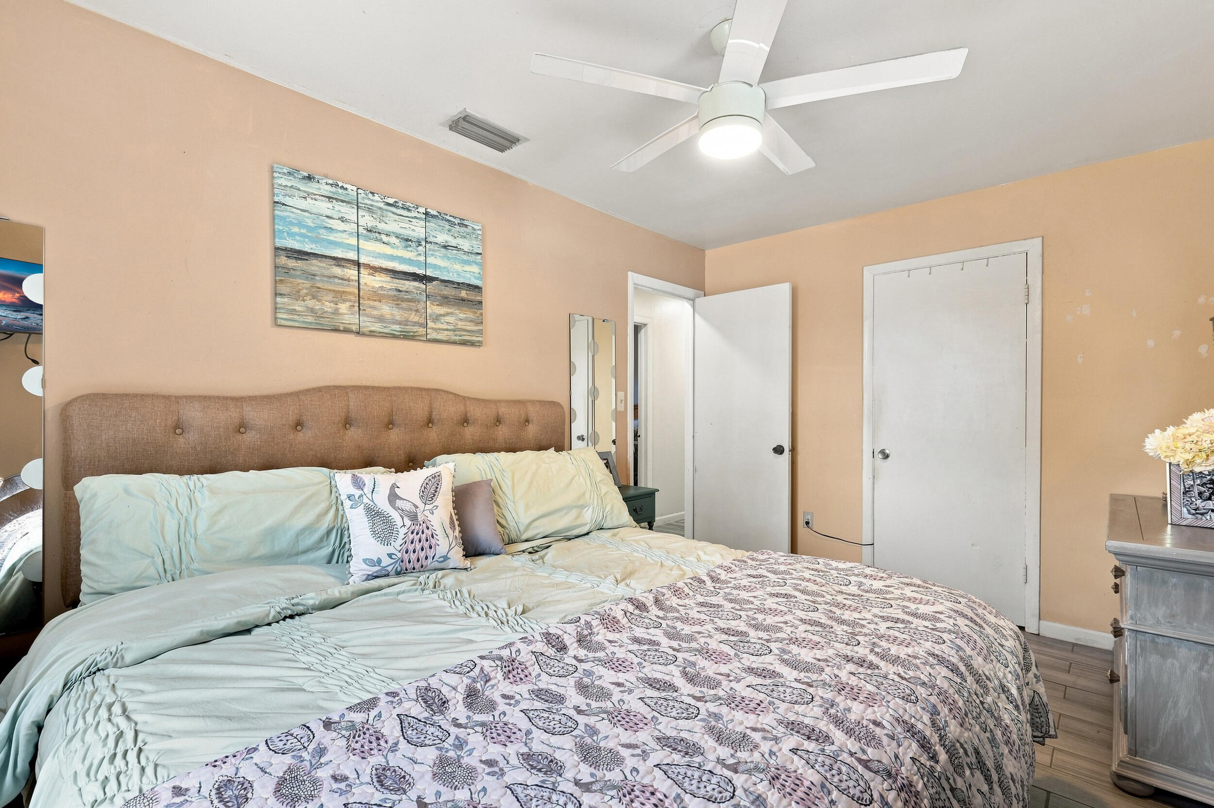 3239 DOLAN, Palm Springs FL 33406