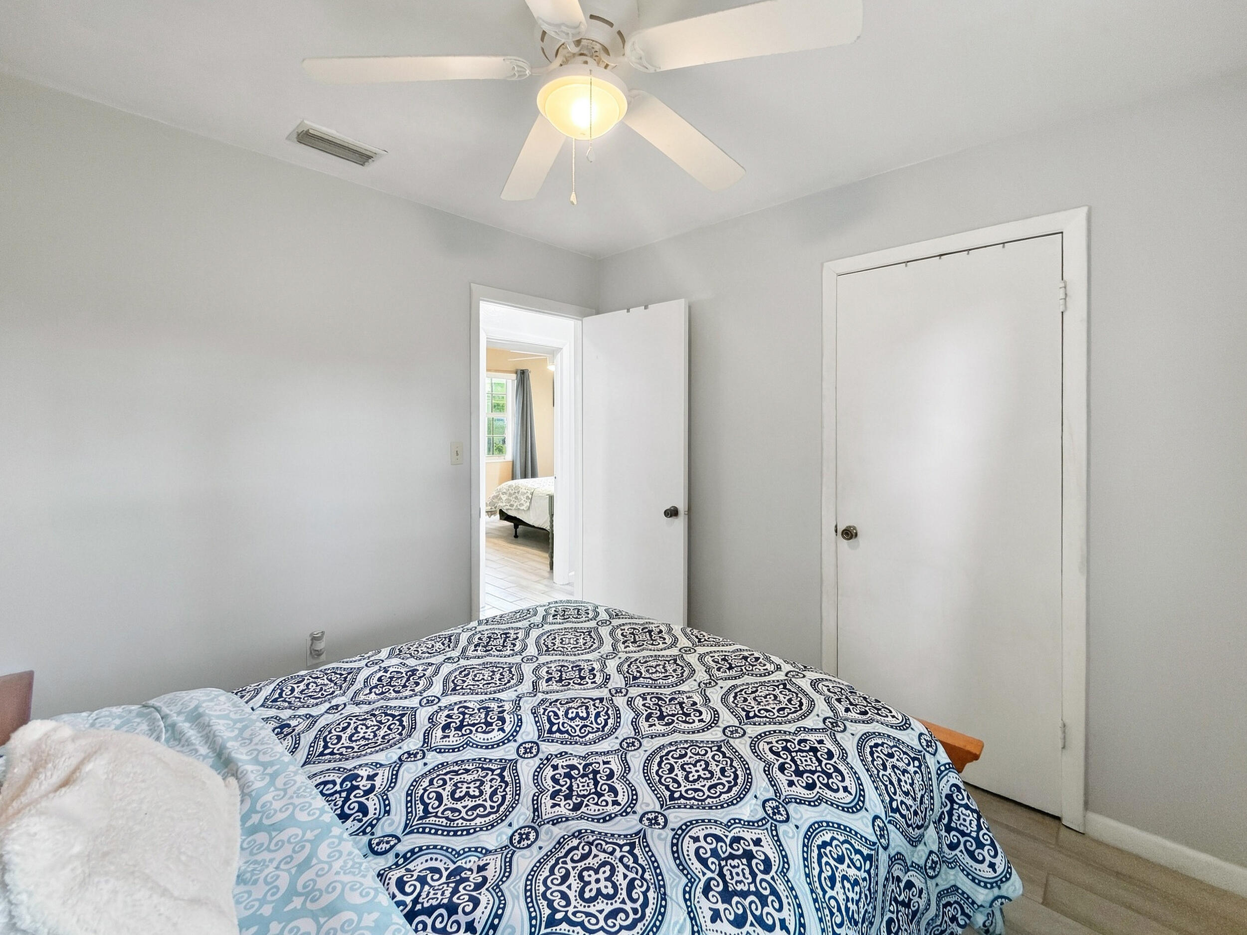 3239 DOLAN, Palm Springs FL 33406
