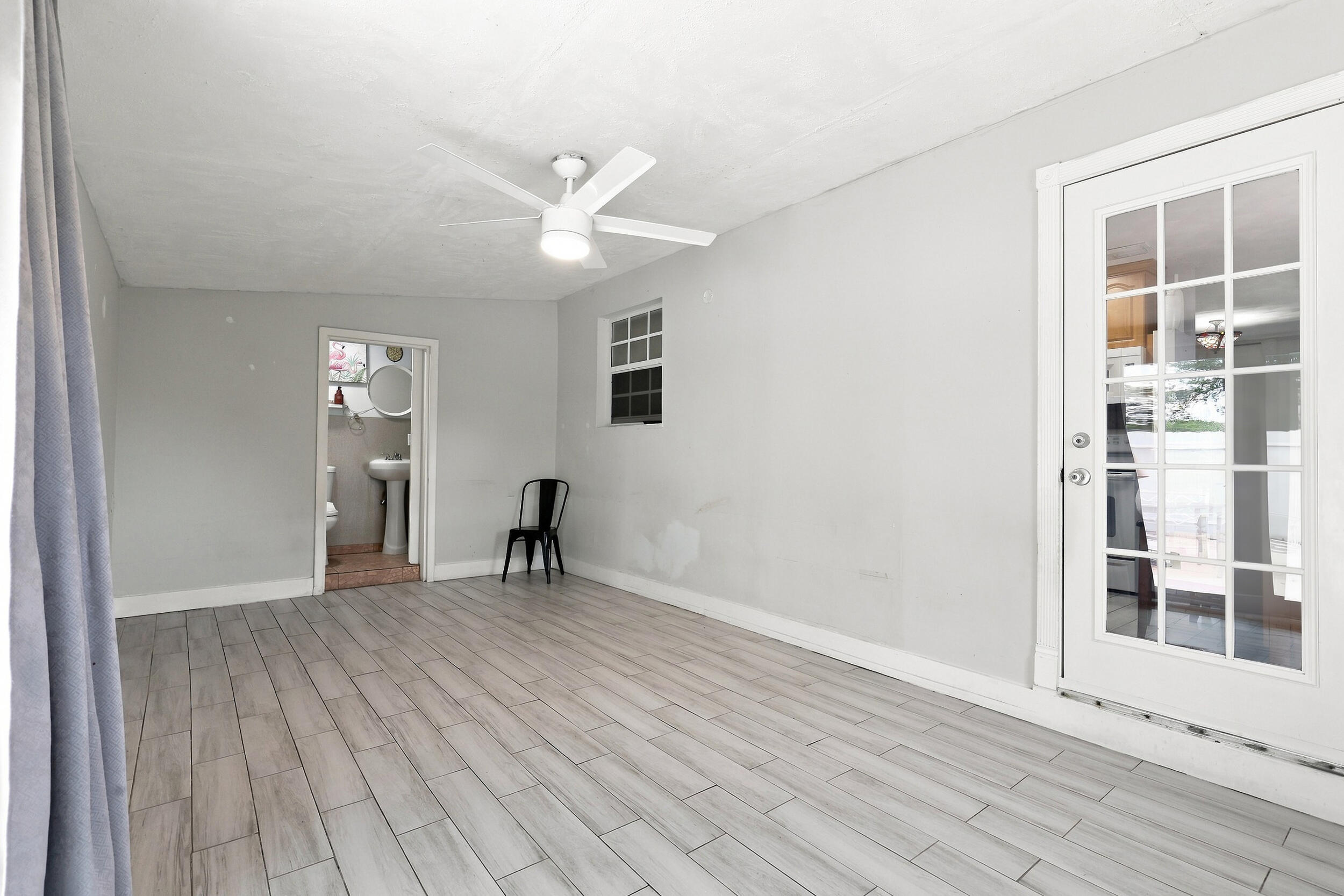 3239 DOLAN, Palm Springs FL 33406