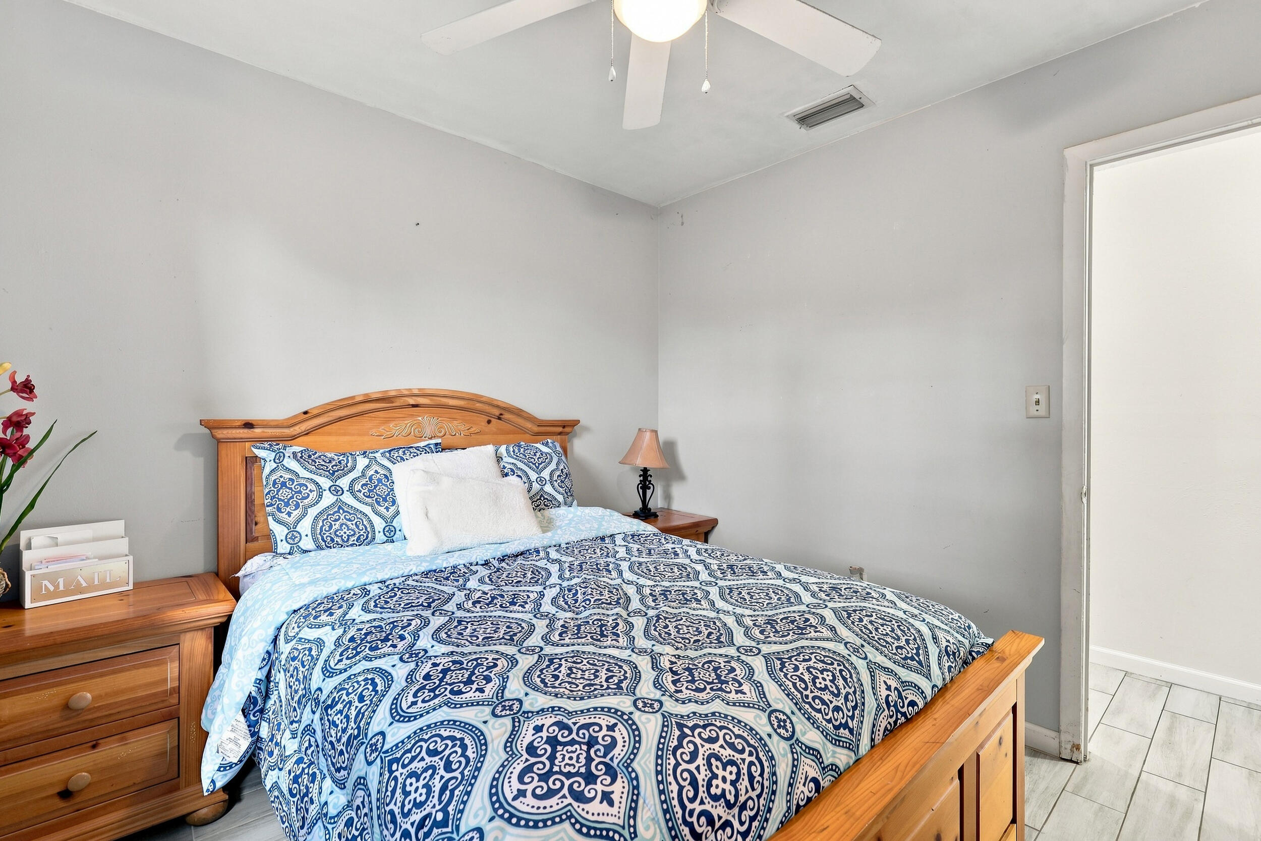 3239 DOLAN, Palm Springs FL 33406