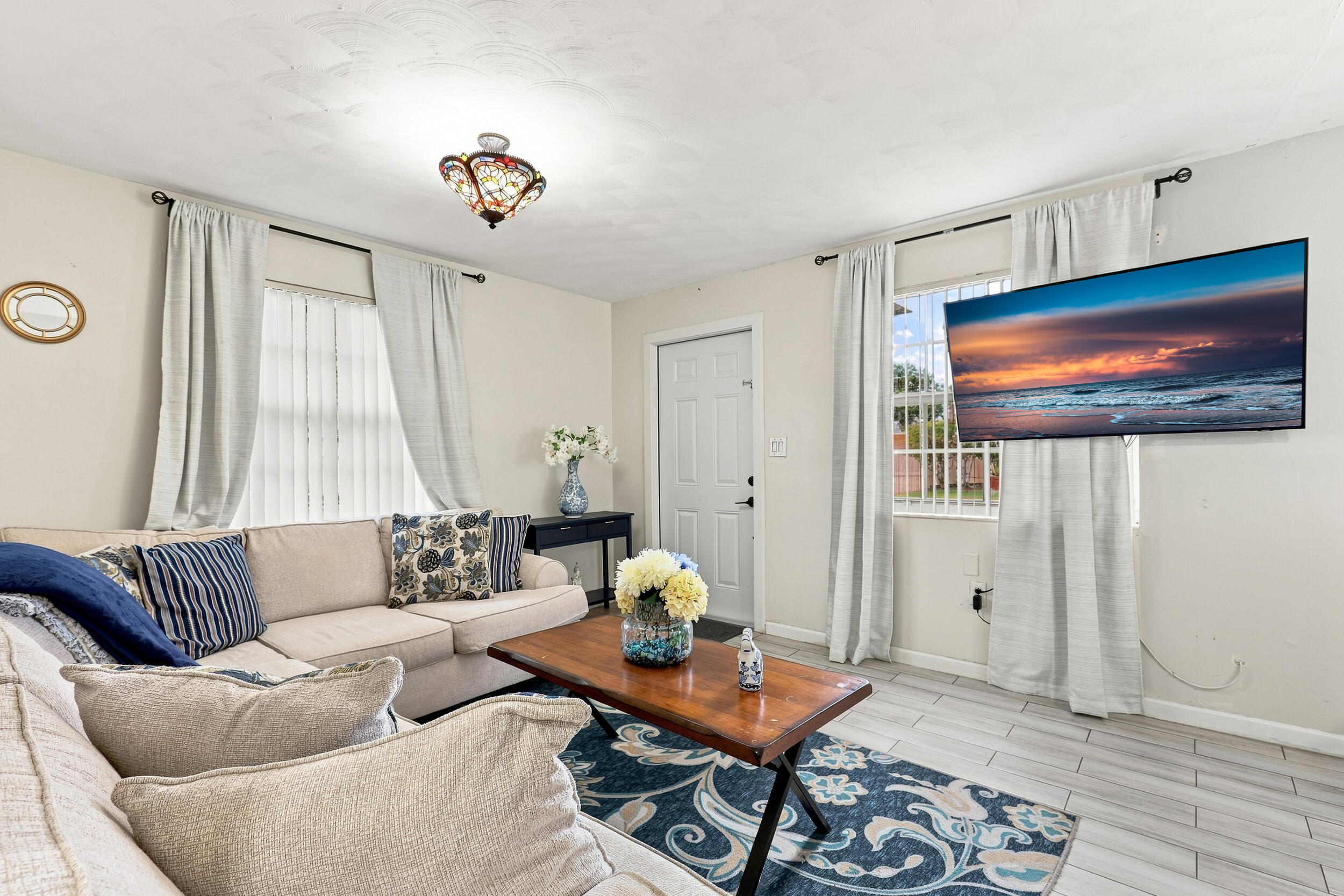 3239 DOLAN, Palm Springs FL 33406