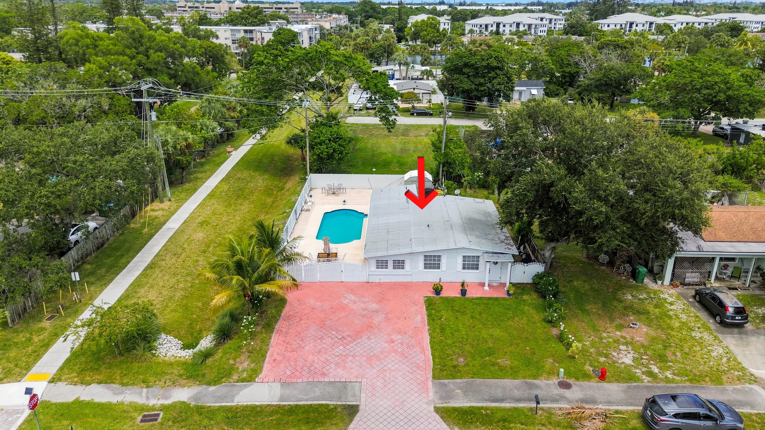 3239 DOLAN, Palm Springs FL 33406