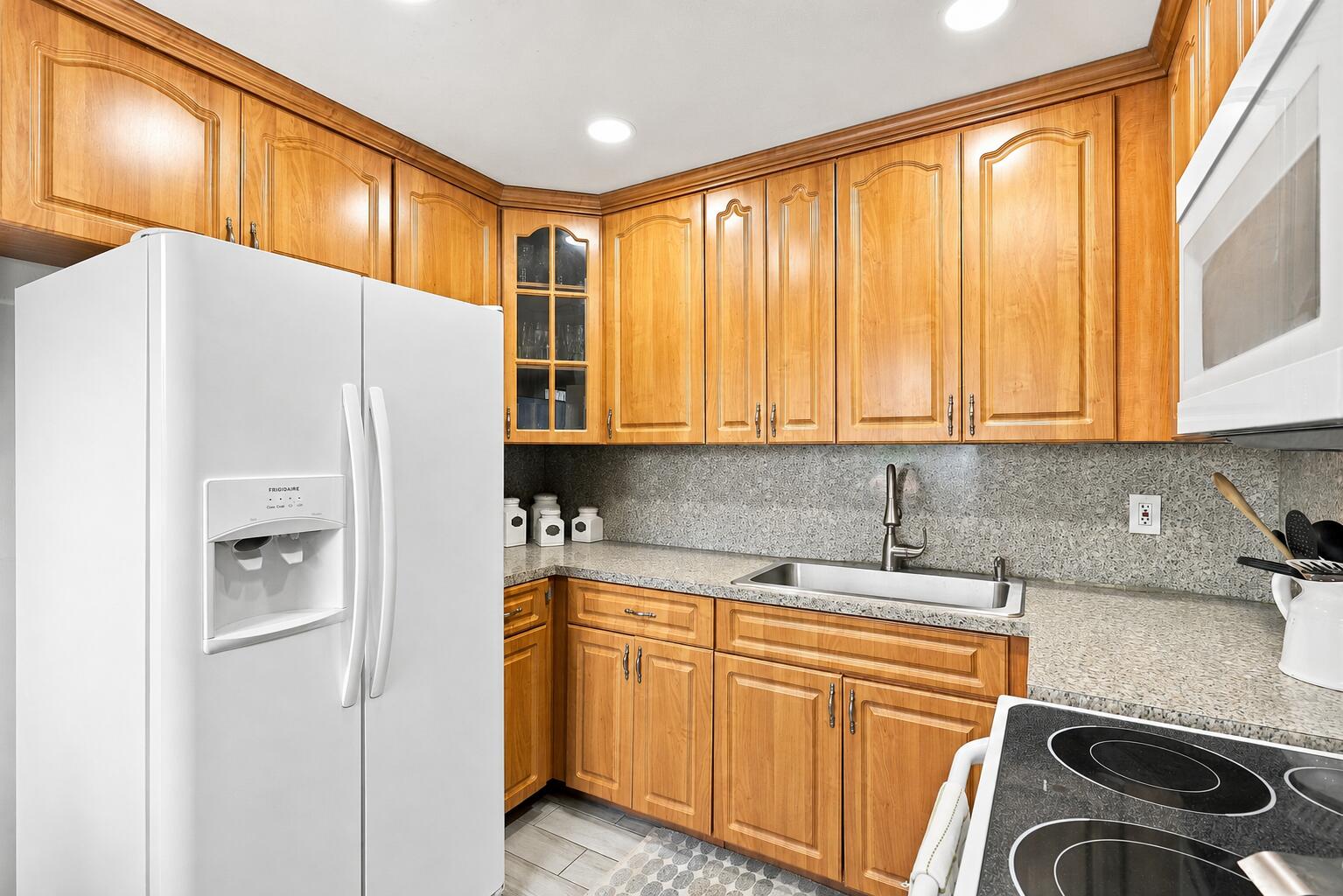 3239 DOLAN, Palm Springs FL 33406