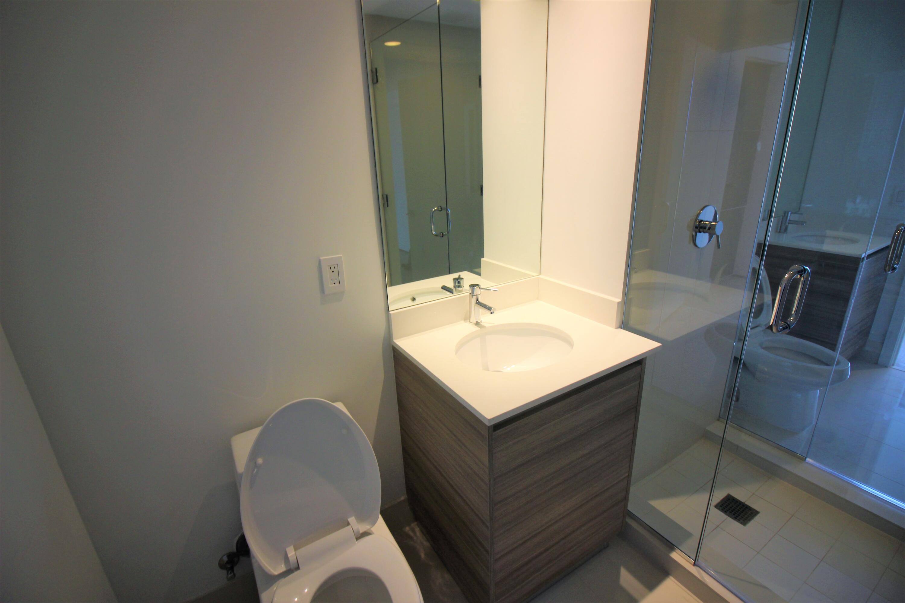 121 NE 34th #806A, Miami FL 33137