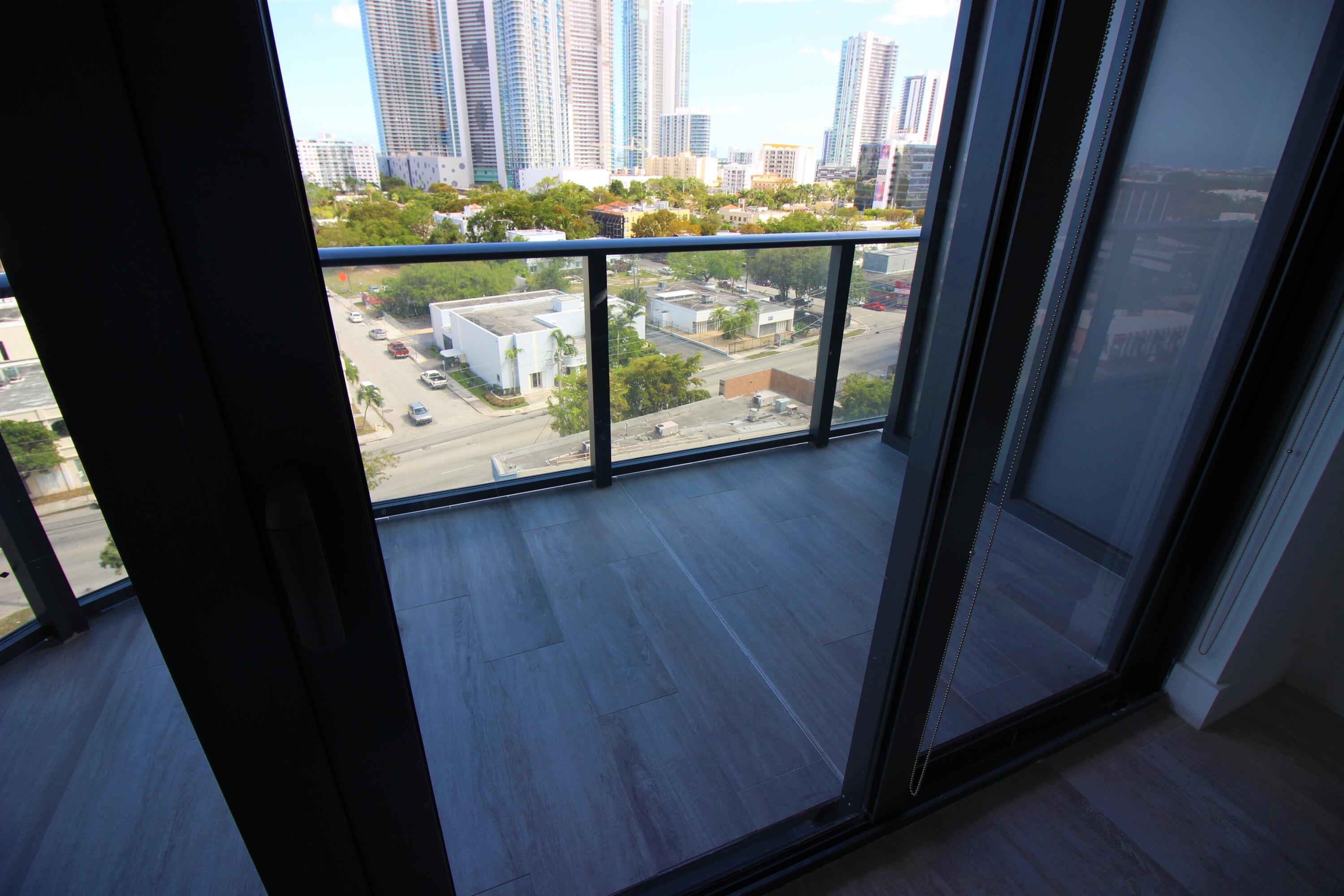 121 NE 34th #806A, Miami FL 33137