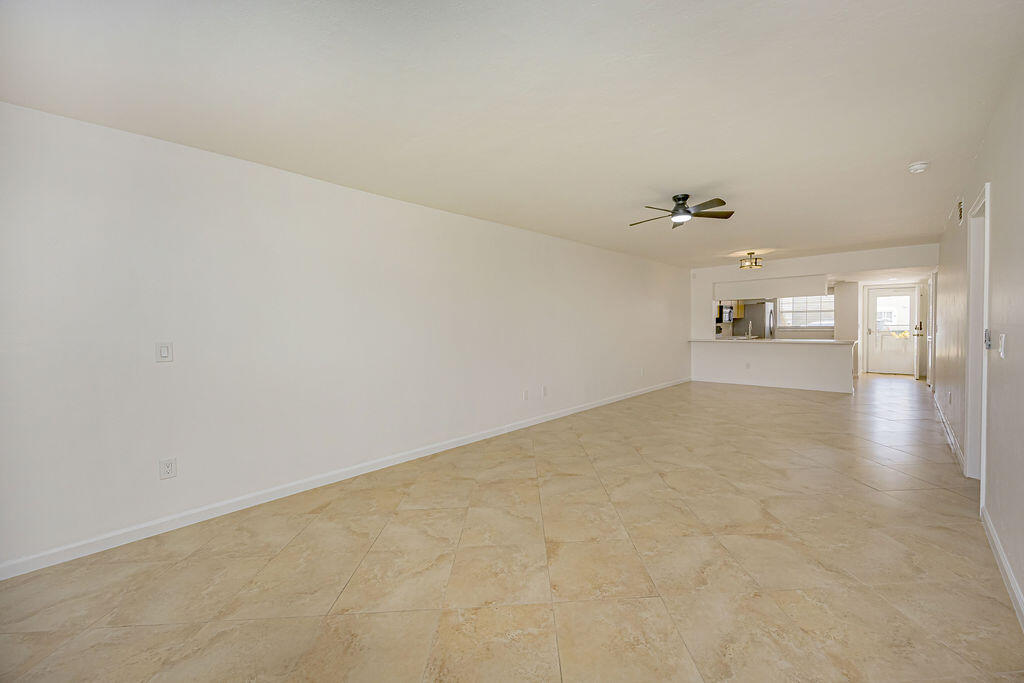 1501 PALM BEACH TRACE, Royal Palm Beach FL 33411