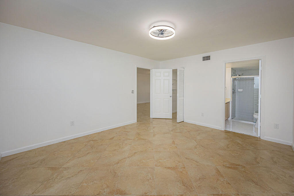 1501 PALM BEACH TRACE, Royal Palm Beach FL 33411