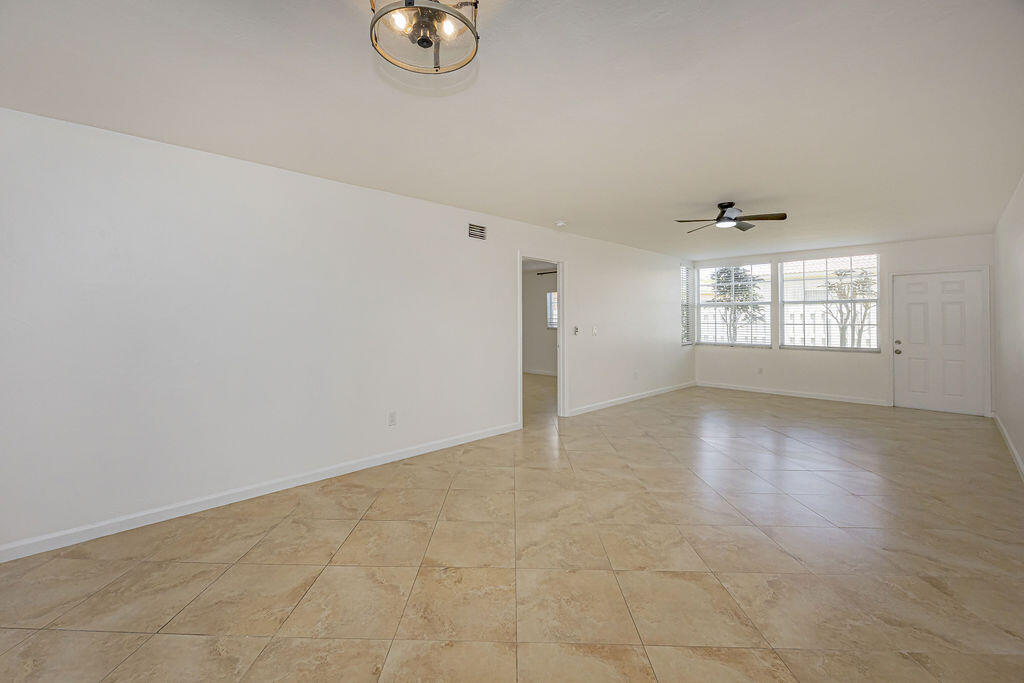 1501 PALM BEACH TRACE, Royal Palm Beach FL 33411