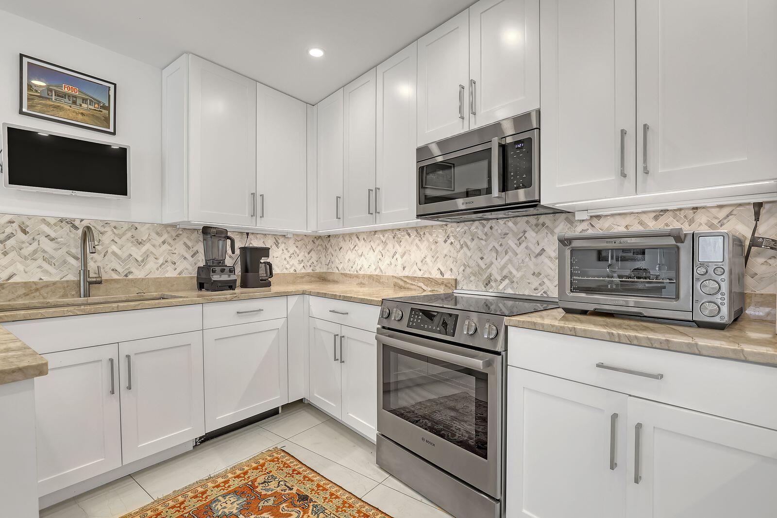 44 COCOANUT #507B, Palm Beach FL 33480