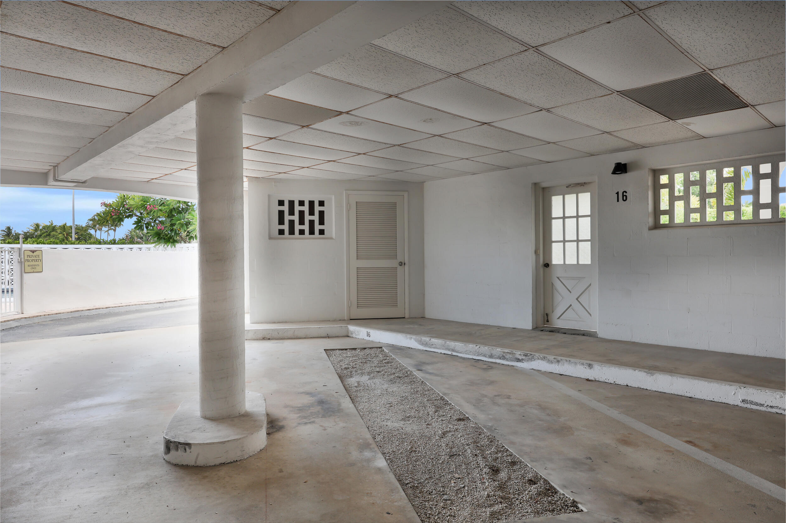 475 Tequesta #16, Tequesta FL 33469